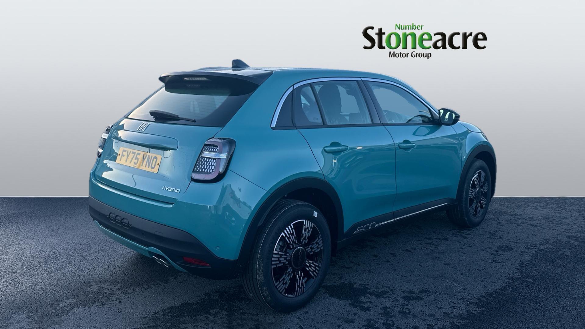 Fiat 600 1.2 MHEV e-DCT Euro 6 (s/s) 5dr FY75YNO Image 2