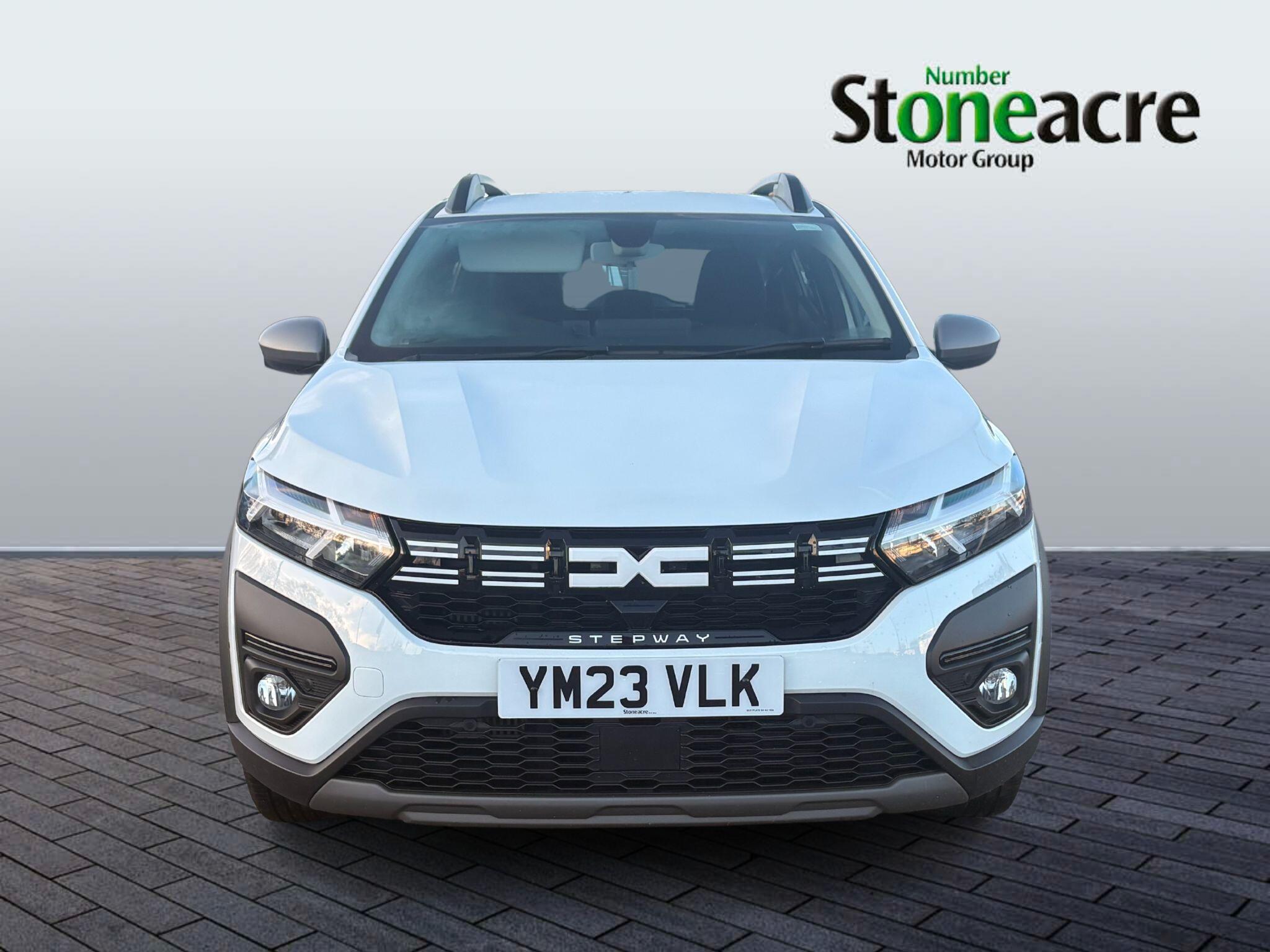 Dacia Sandero Stepway 1.0 TCe Journey 5dr YM23VLK Image 2