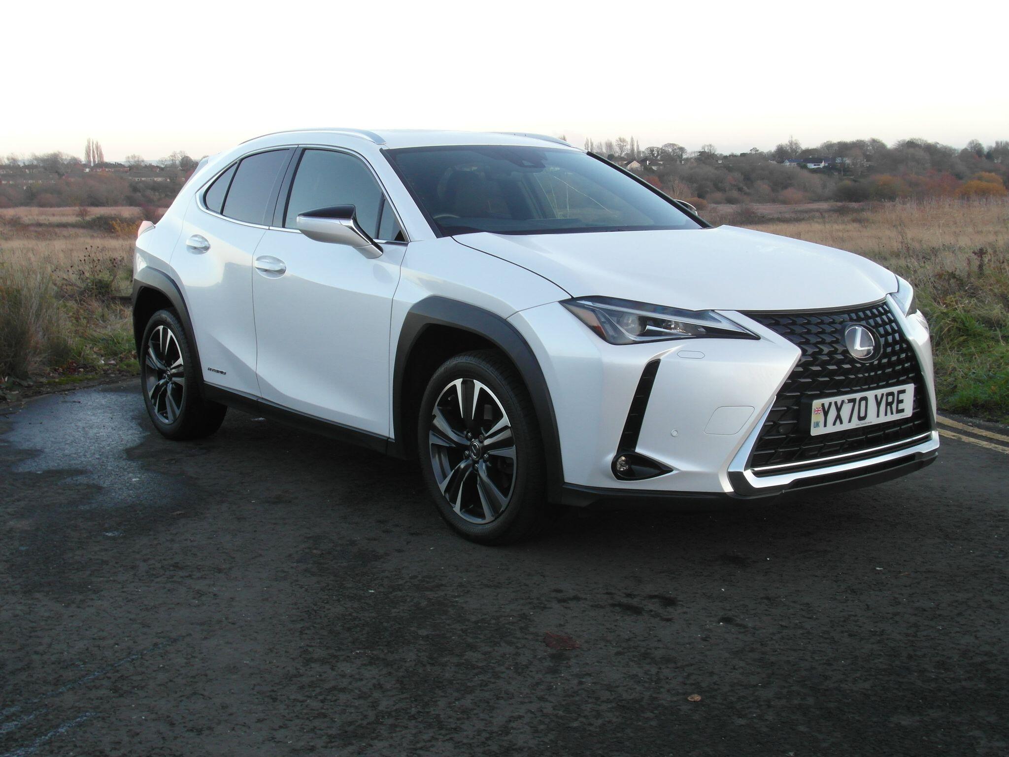 Lexus UX Self-Charging Hybrid 2.0 250h Premium E-CVT Euro 6 (s/s) 5dr YX70YRE Image 1