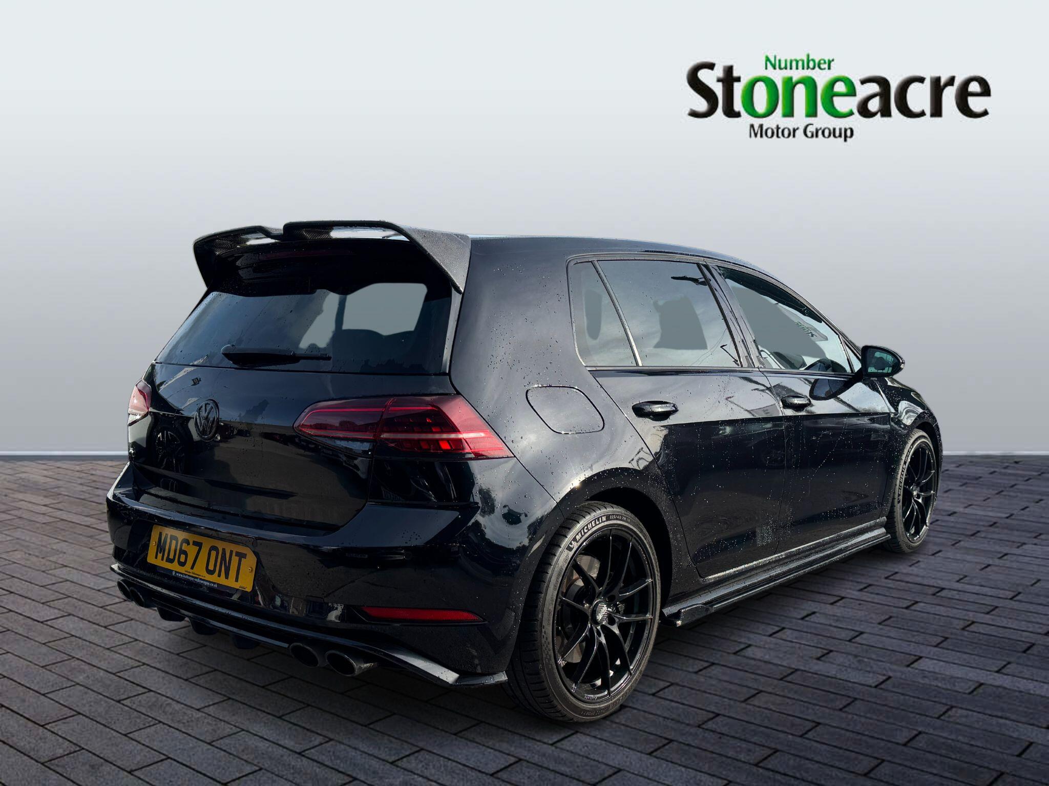 Volkswagen Golf R 2.0 TSI R DSG 4Motion Euro 6 (s/s) 5dr MD67ONT Image 3