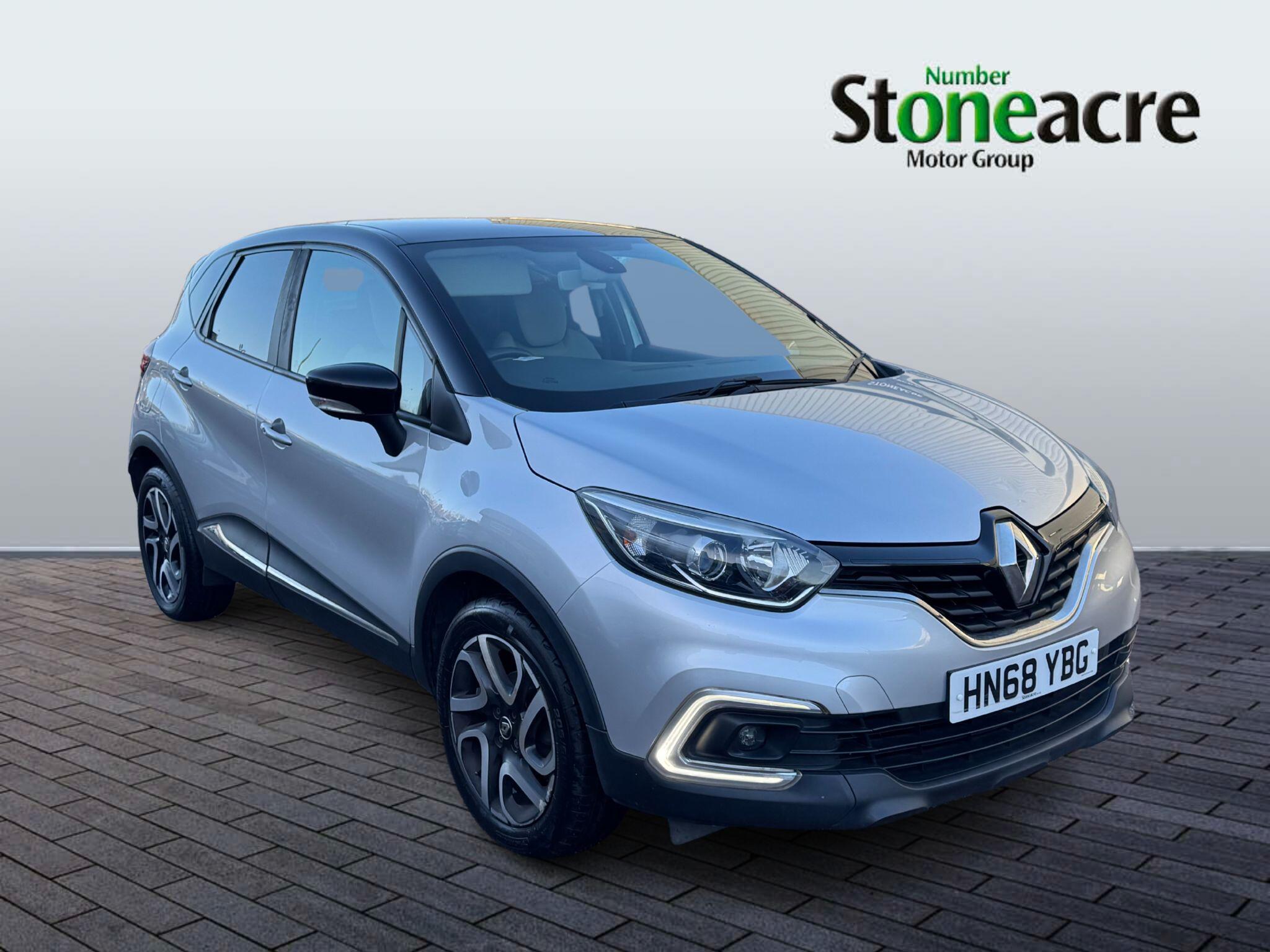 Renault Captur 0.9 TCE 90 Iconic 5dr HN68YBG Image 1