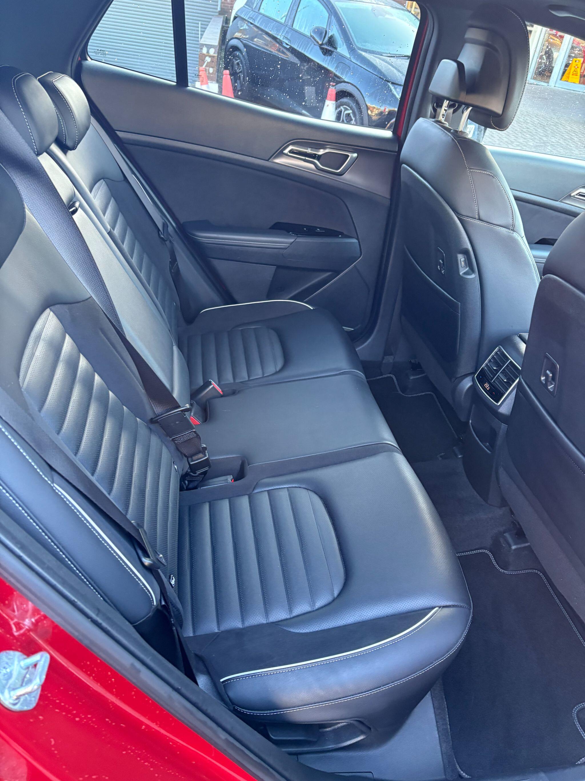 Kia Sportage 1.6 T-GDi MHEV GT-Line S DCT Euro 6 (s/s) 5dr PN73WAA Image 2