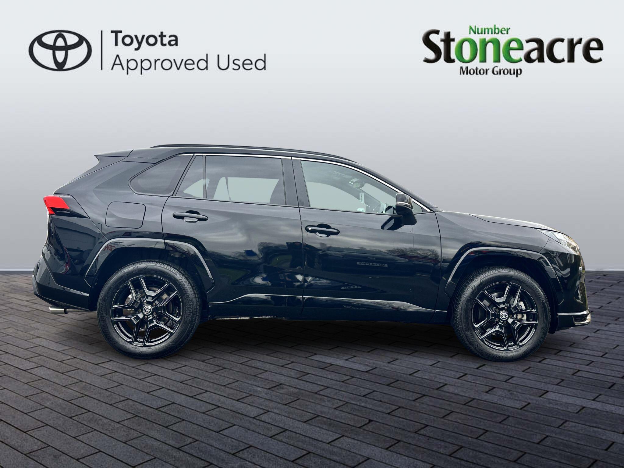 Toyota RAV4 Plug-in Hybrid 2.5 VVT-h 18.1 kWh GR SPORT CVT 4WD Euro 6 (s/s) 5dr BN25PPF Image 2