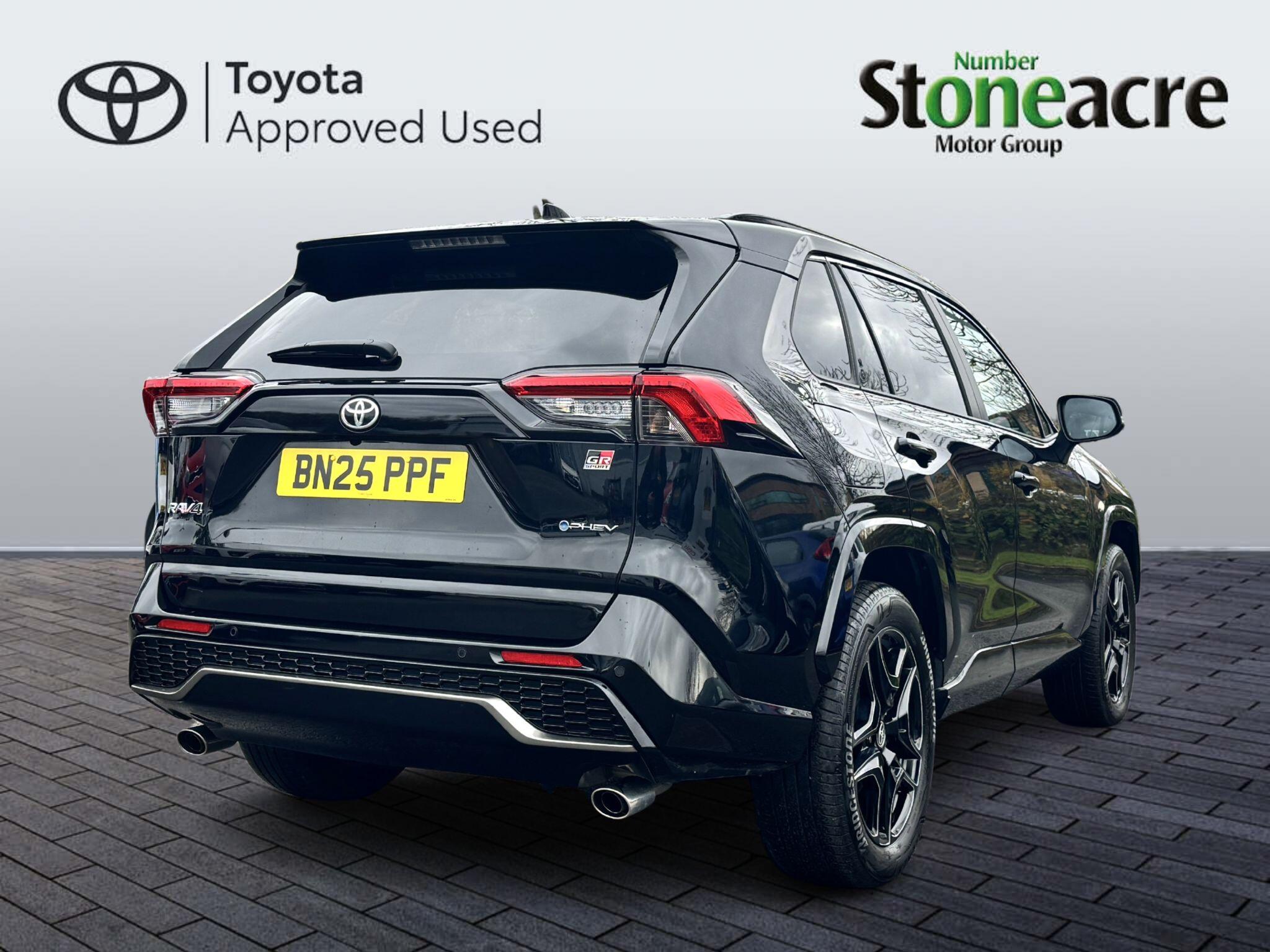 Toyota RAV4 Plug-in Hybrid 2.5 VVT-h 18.1 kWh GR SPORT CVT 4WD Euro 6 (s/s) 5dr BN25PPF Image 3