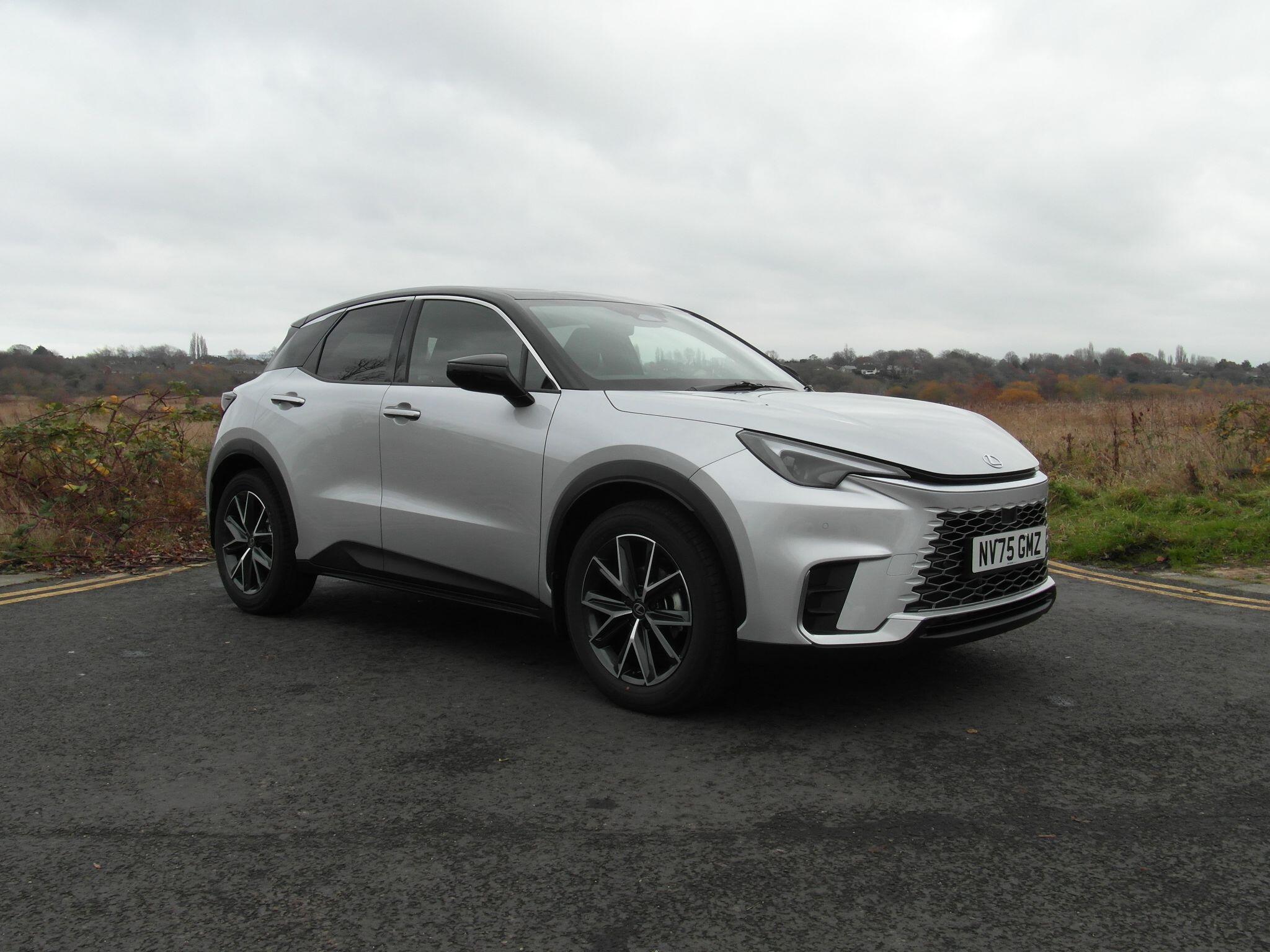 Lexus LBX 1.5 VVT-iE Premium Plus Design E-CVT Euro 6 (s/s) 5dr NV75GMZ Image 1