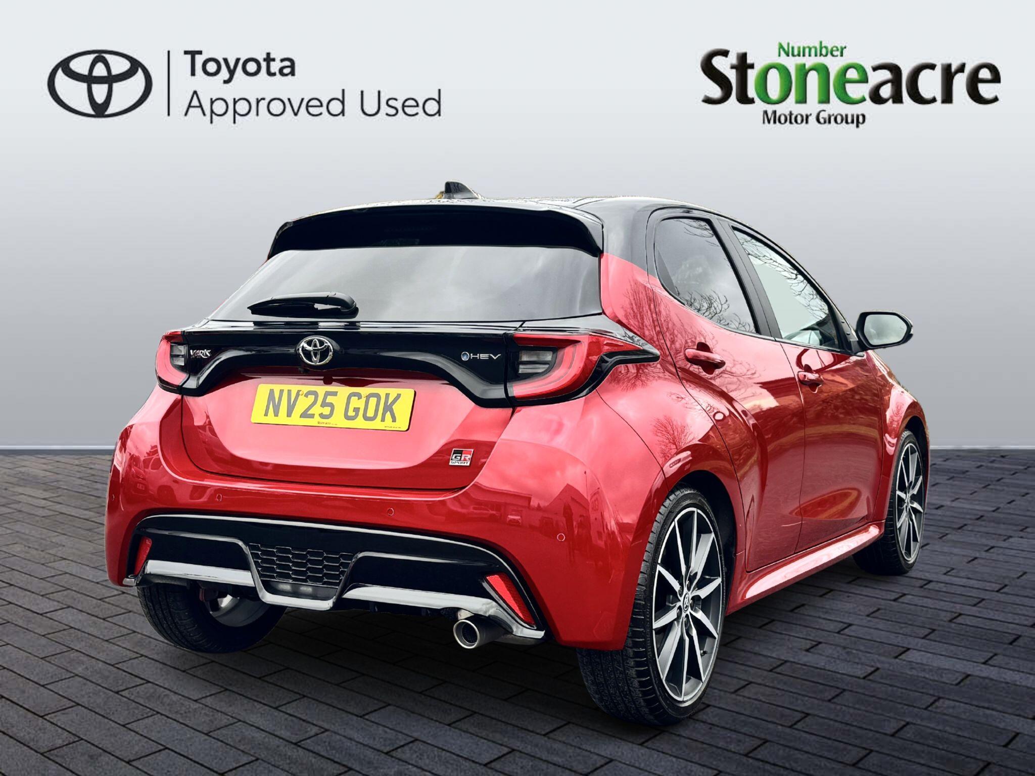 Toyota Yaris 1.5 VVT-h GR SPORT E-CVT Euro 6 (s/s) 5dr NV25GOK Image 3