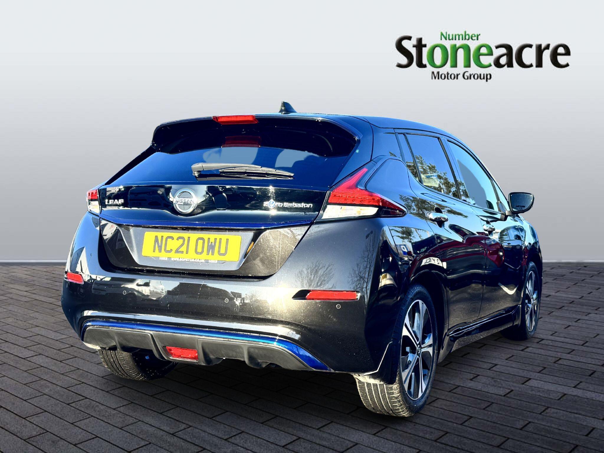 Nissan LEAF 40kWh Tekna Hatchback 5dr Electric Auto (150 ps) NC21OWU Image 3