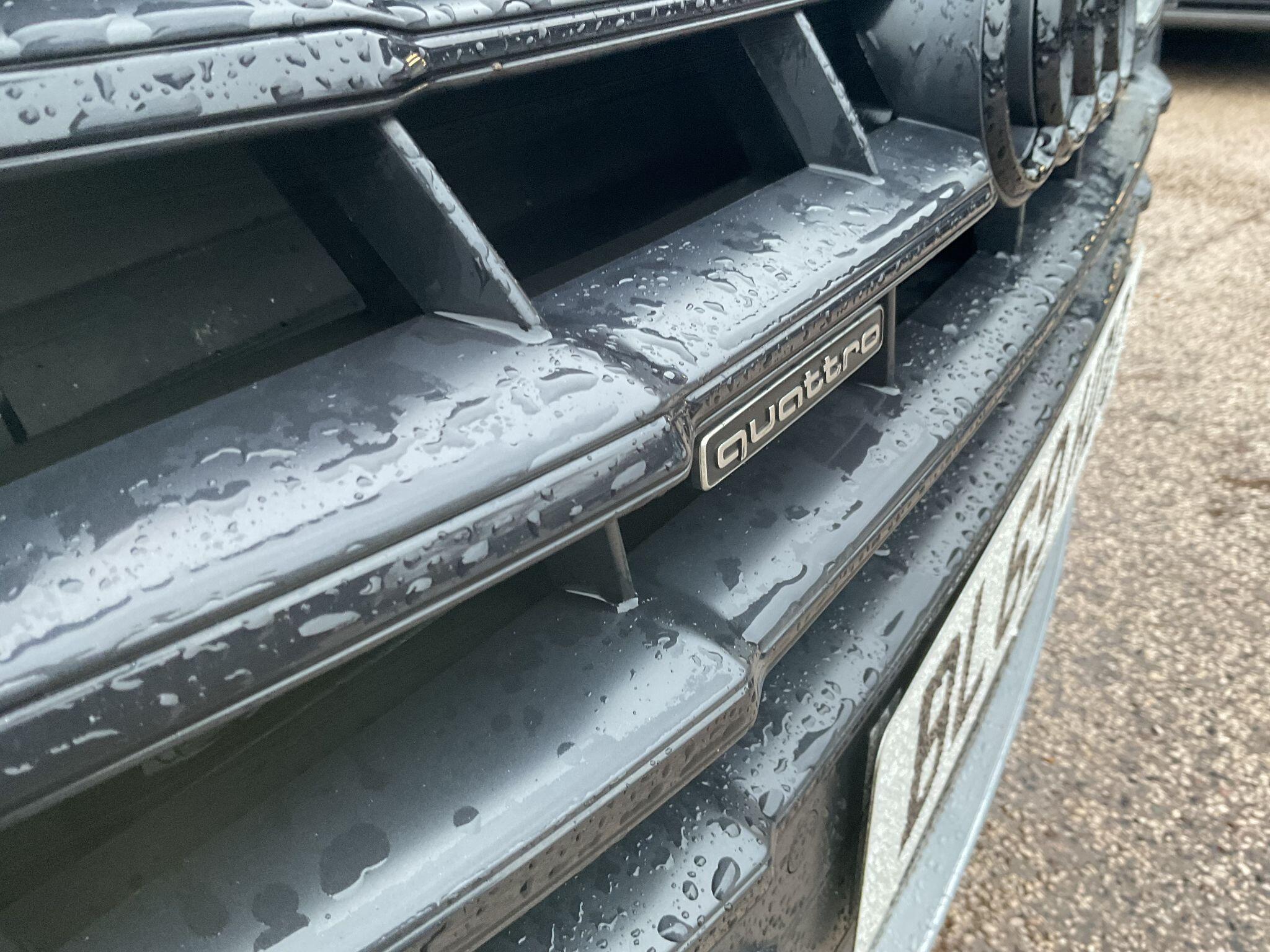 Audi Q5 2.0 TFSI 45 Black Edition S Tronic quattro Euro 6 (s/s) 5dr BL69HDO Image 2