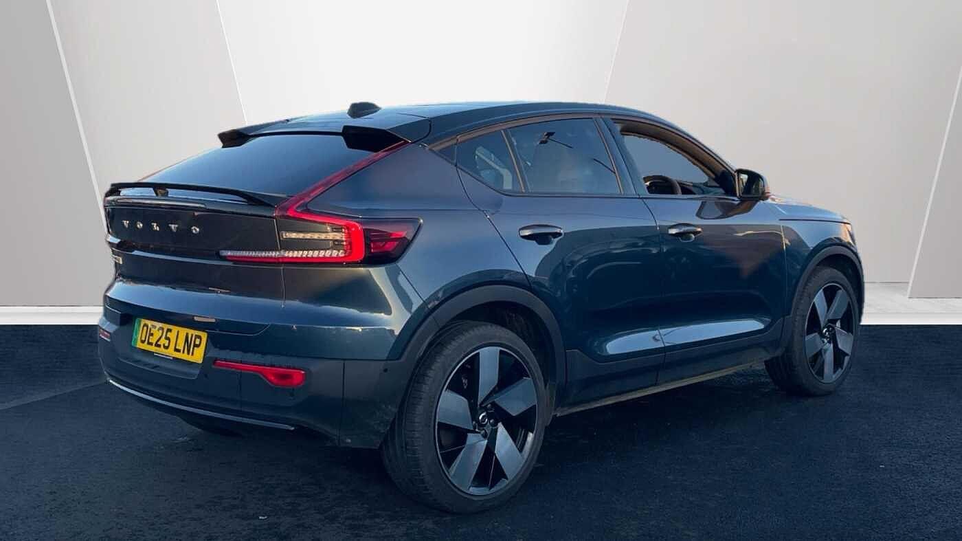 Volvo EC40 Single Motor Extended Range 82kWh Ultra Auto 5dr OE25LNP Image 2