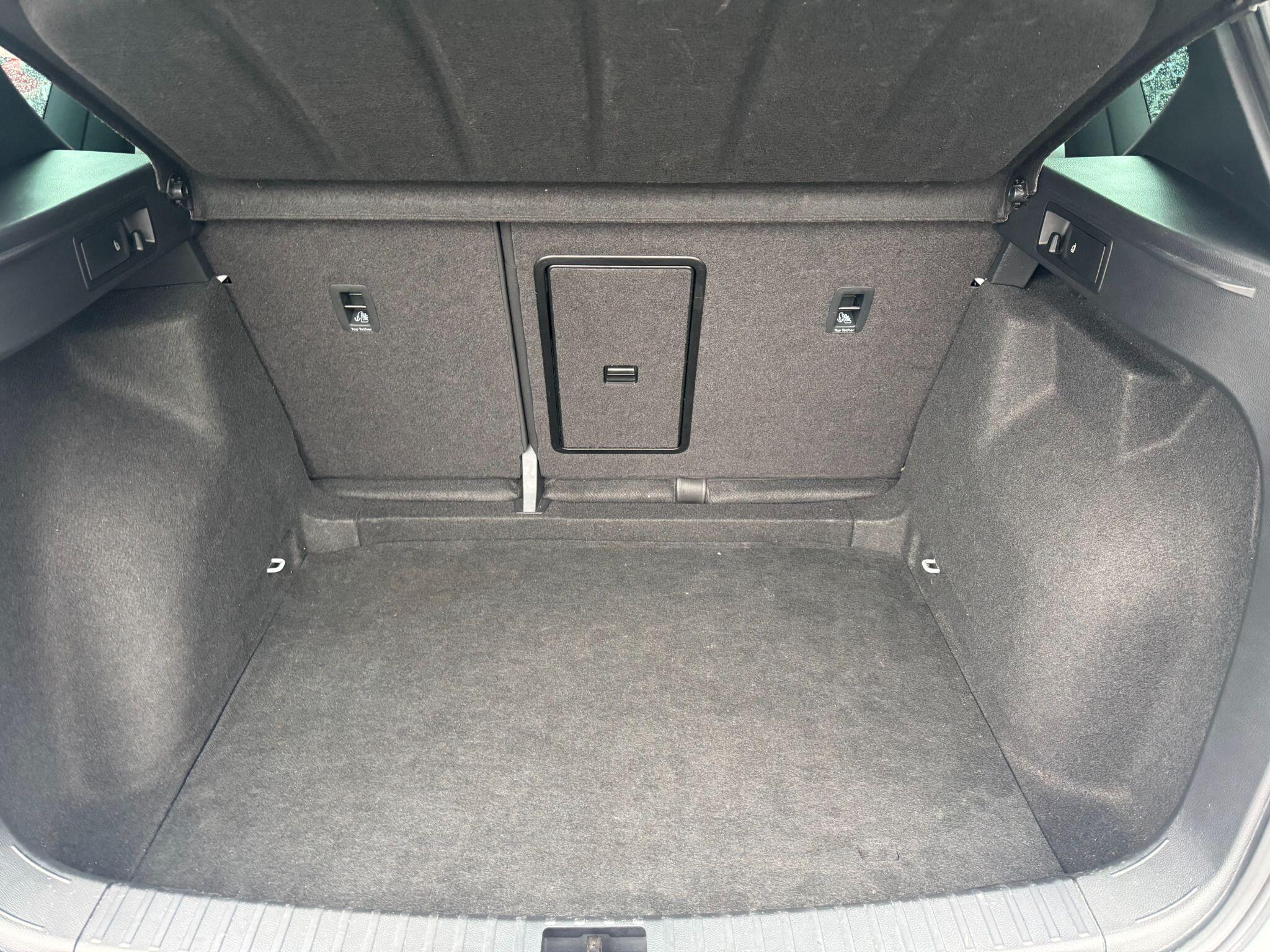 SEAT Ateca 1.5 TSI EVO XCELLENCE SUV 5dr Petrol DSG Euro 6 (s/s) (150 ps) GK21FZA Image 2