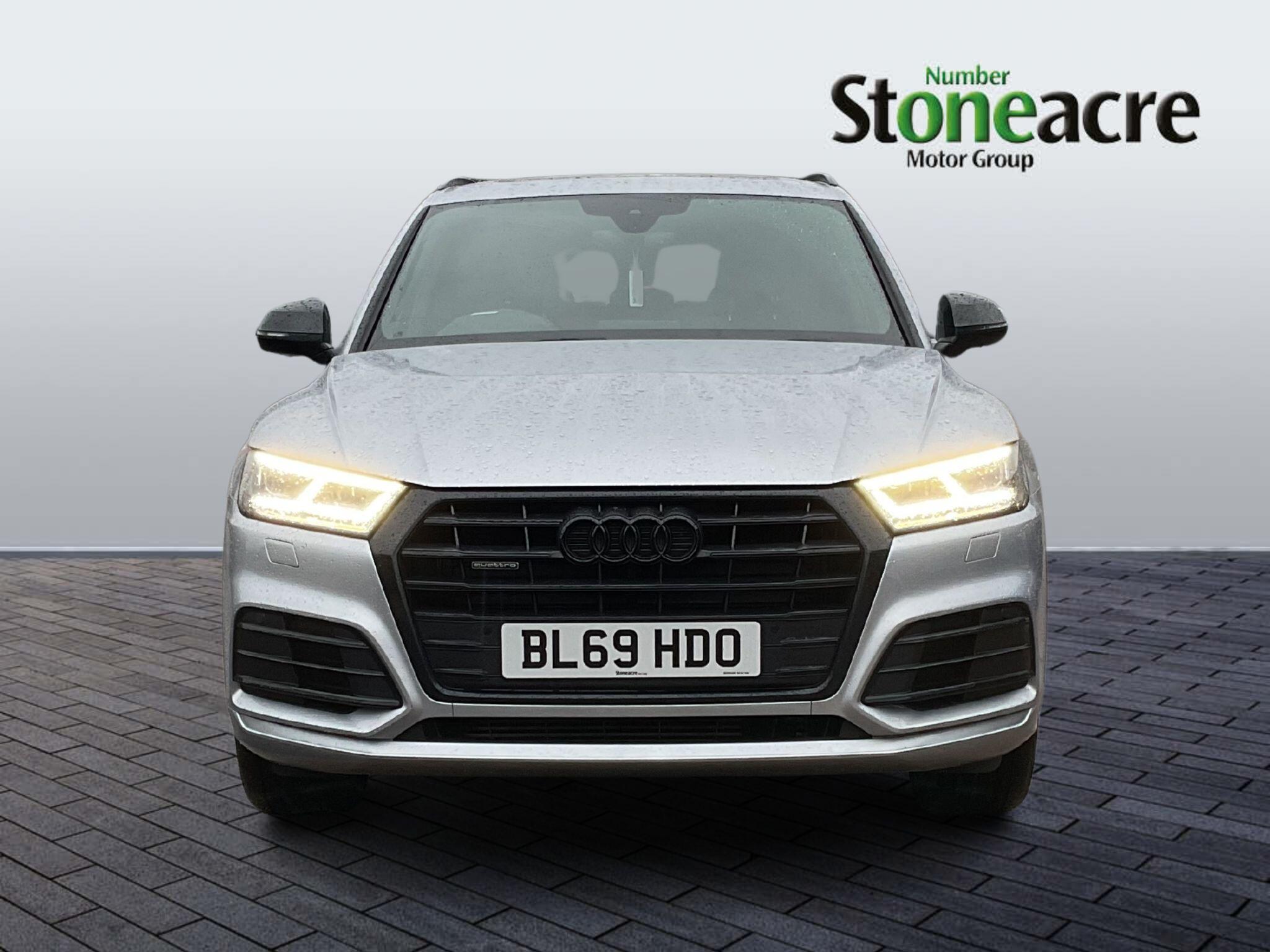 Audi Q5 2.0 TFSI 45 Black Edition S Tronic quattro Euro 6 (s/s) 5dr BL69HDO Image 2