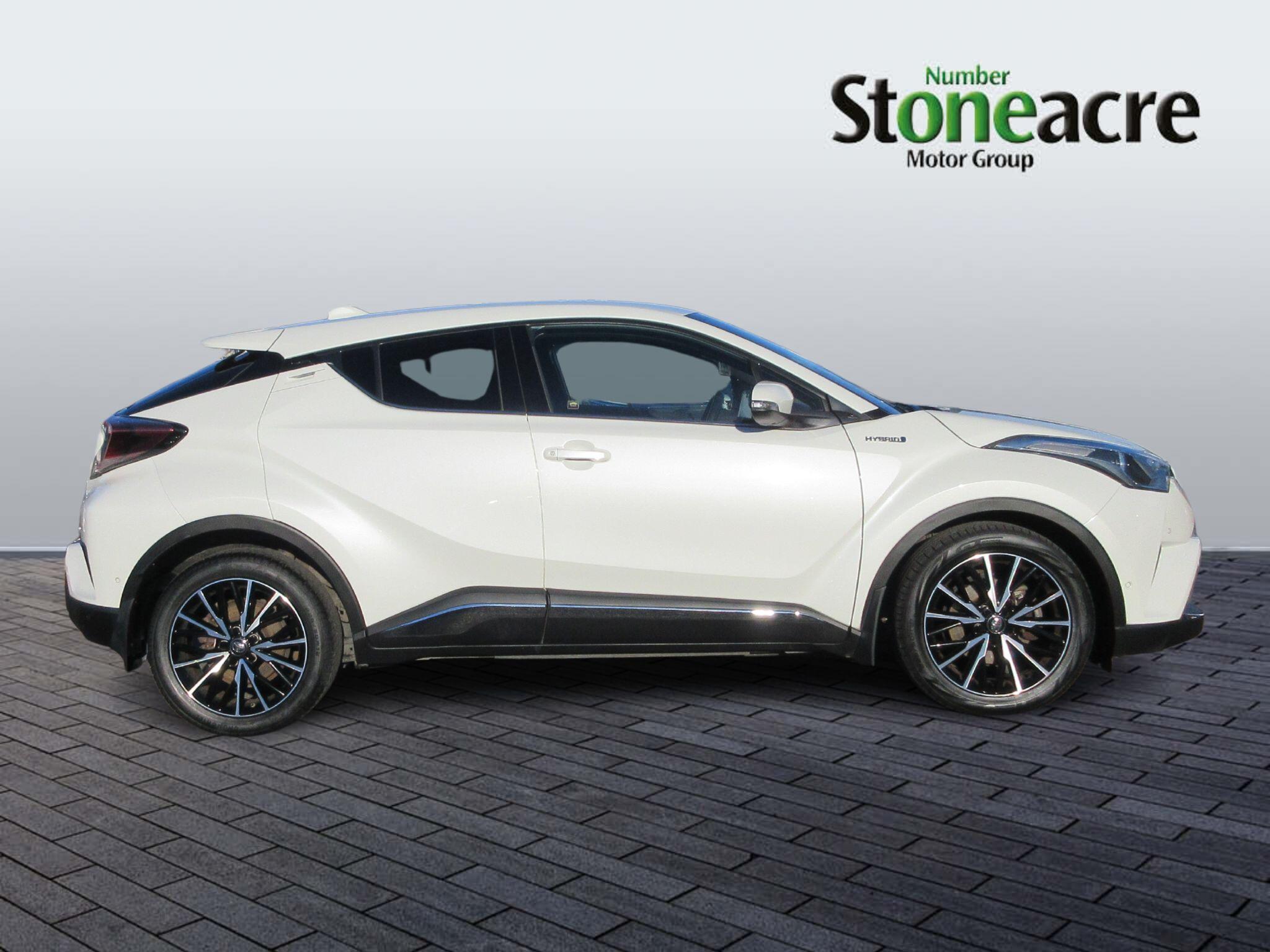 Toyota C-HR Self-Charging Hybrid 1.8 VVT-h Excel CVT Euro 6 (s/s) 5dr FX19XMS Image 2