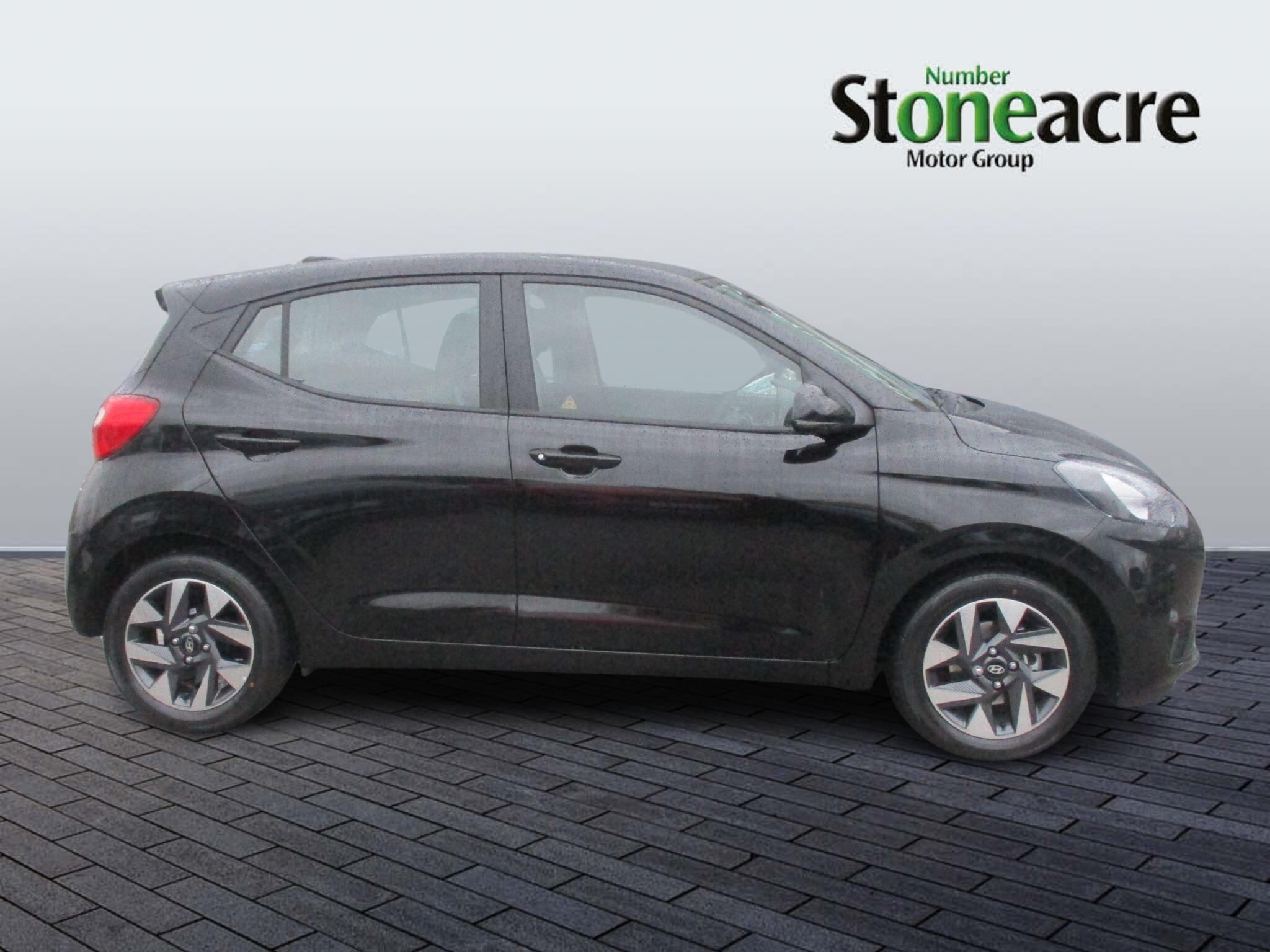 Hyundai i10 1.0 Advance Euro 6 (s/s) 5dr YS75VVR Image 3