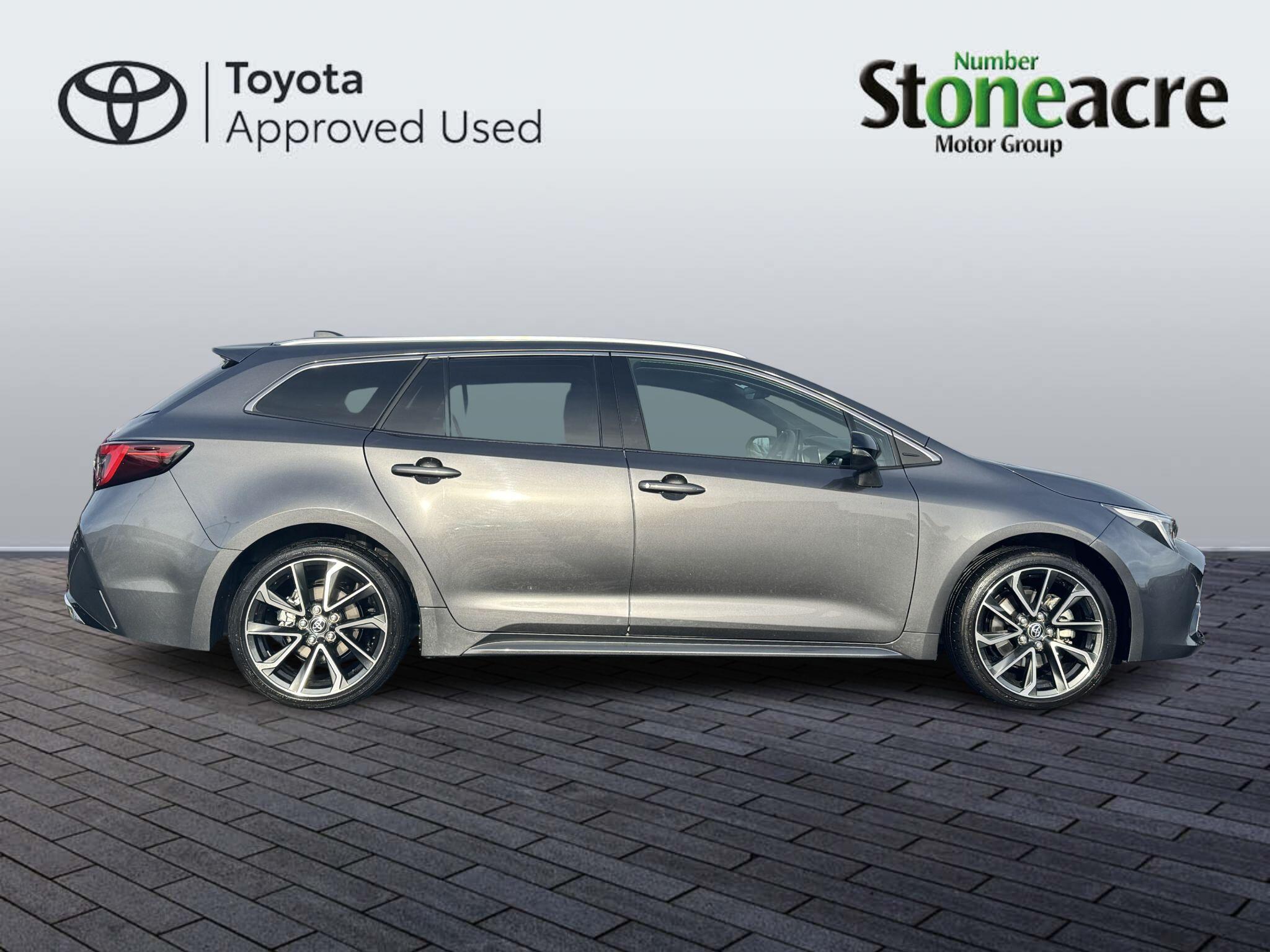 Toyota Corolla Touring Sports 2.0 VVT-h Excel Touring Sports CVT Euro 6 (s/s) 5dr NU75HDD Image 2