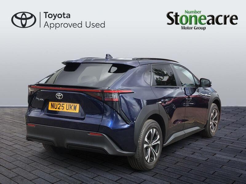 Toyota bZ4X 71.4 kWh Motion Auto 5dr (11kW OBC) NU25UKW Image 3