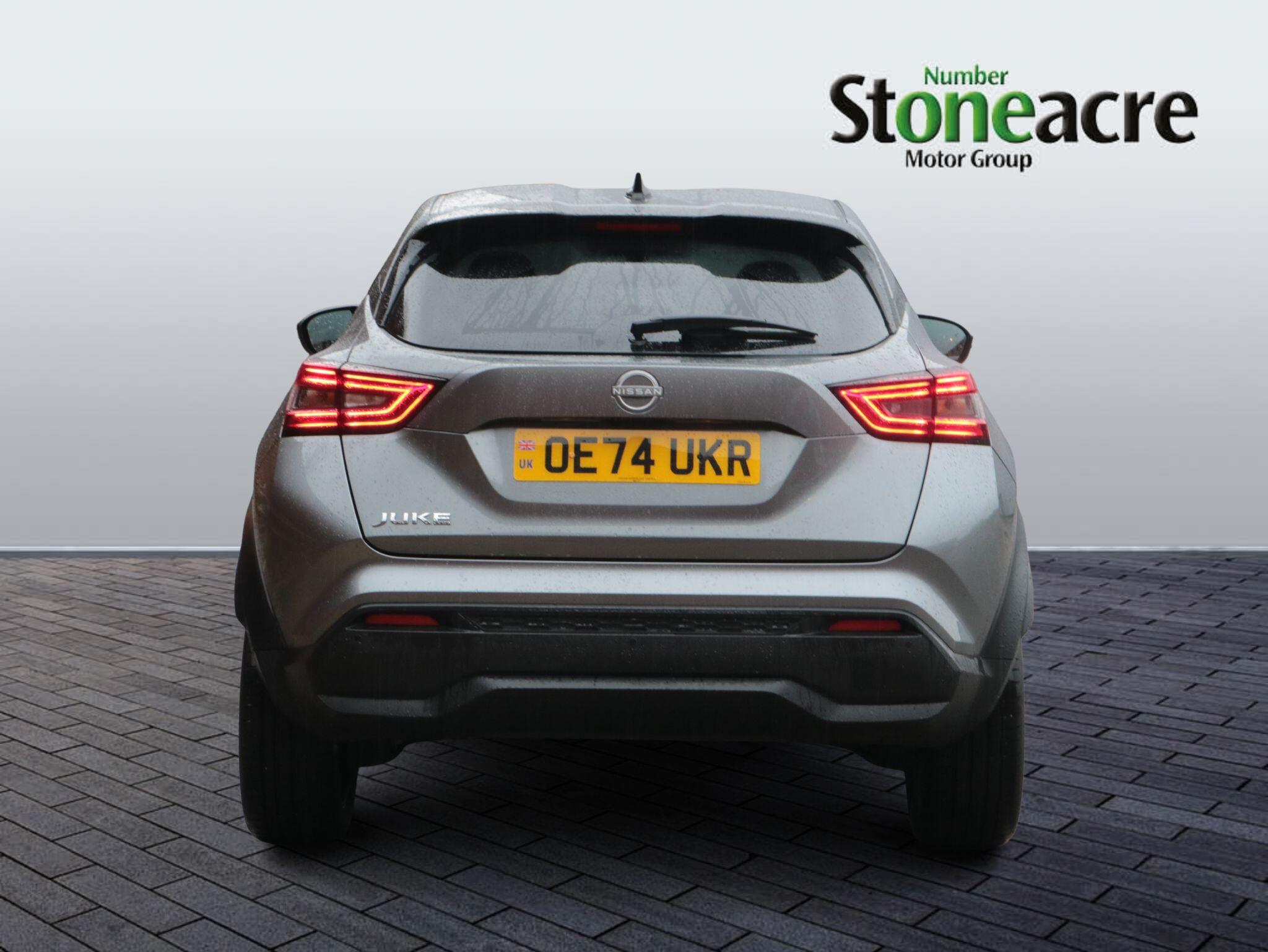 Nissan Juke 1.0 DIG-T Tekna Euro 6 (s/s) 5dr OE74UKR Image 3