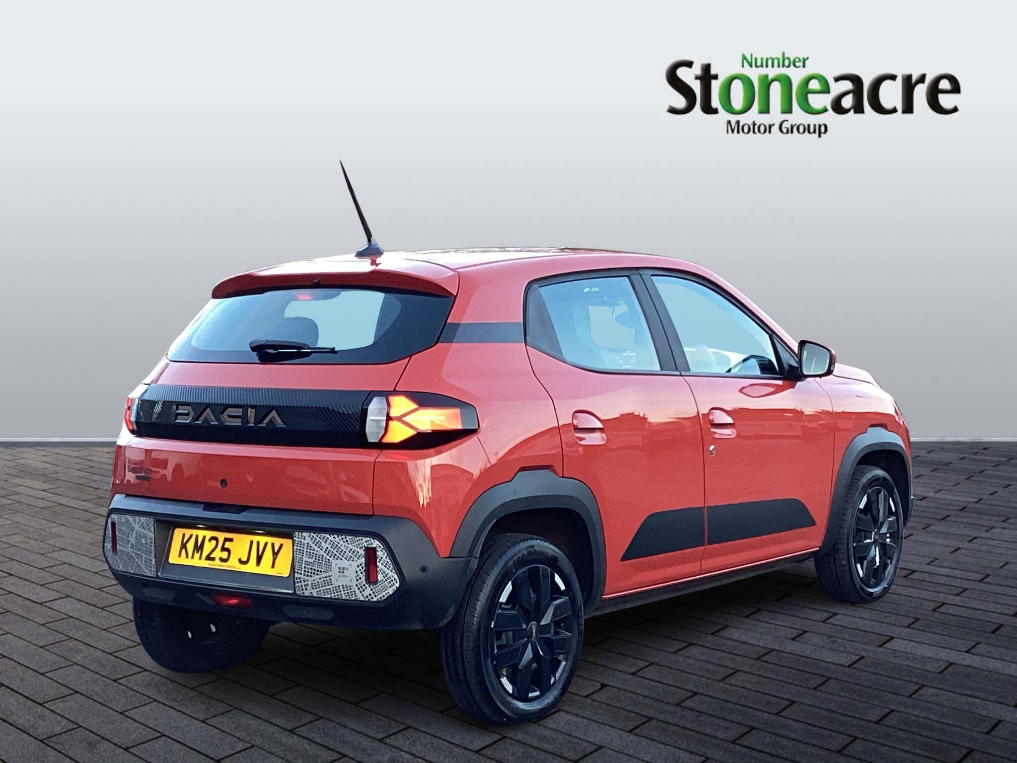 Dacia Spring 65 26.8kWh EXTREME Auto 5dr KM25JVY Image 2