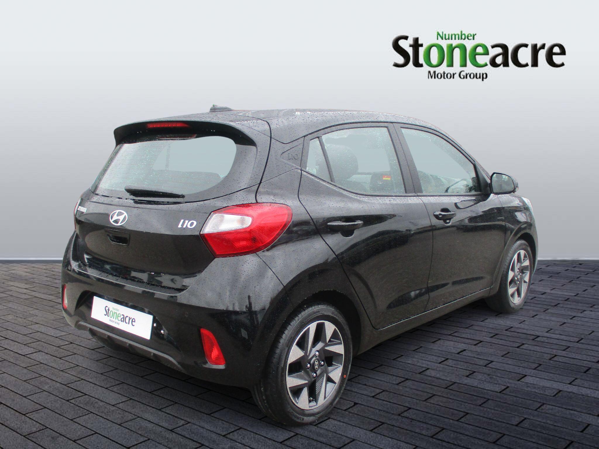 Hyundai i10 1.0 Advance Euro 6 (s/s) 5dr YS75VVW Image 3