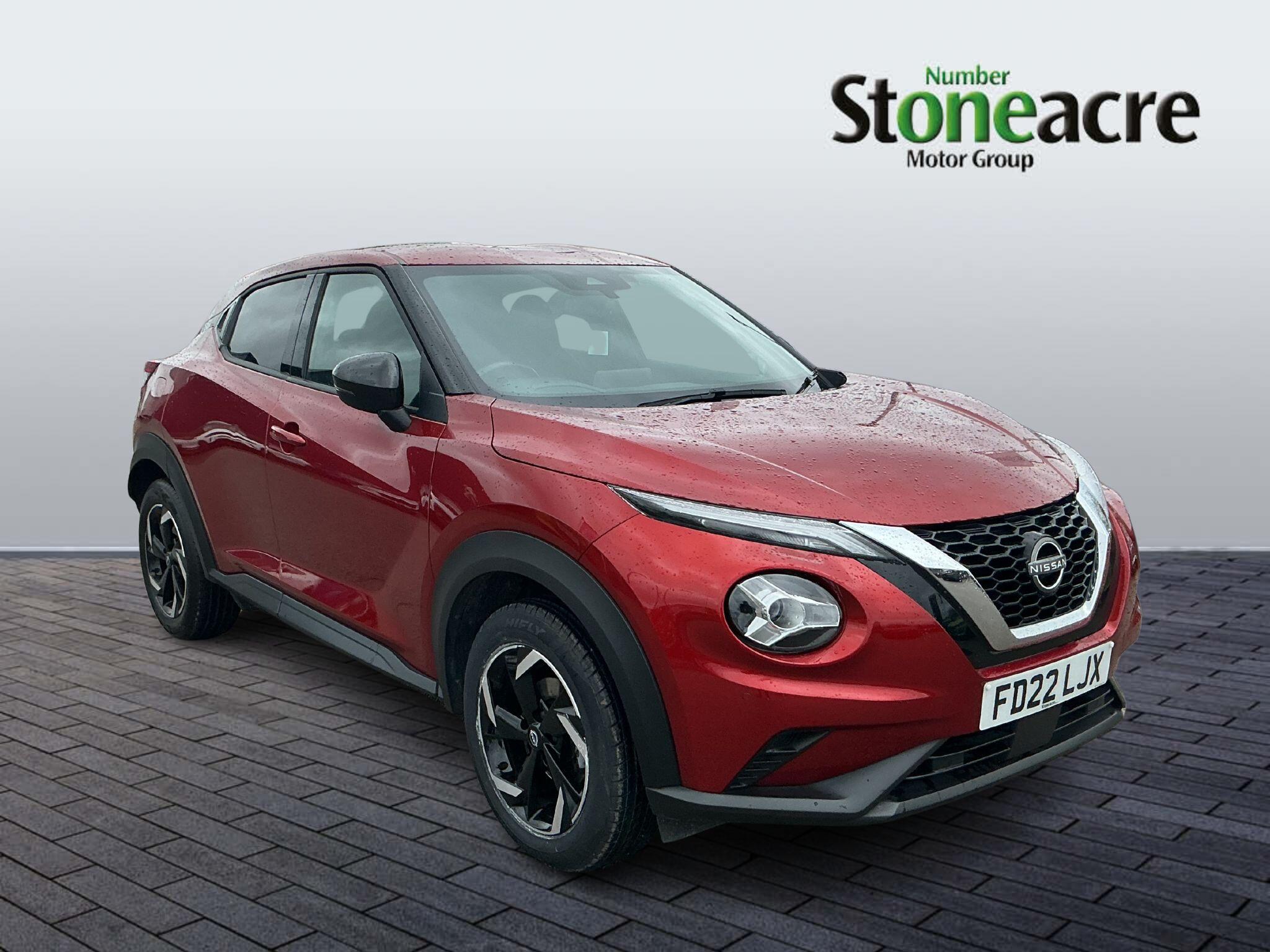Nissan Juke 1.0 DiG-T N-Connecta 5dr DCT FD22LJX Image 1