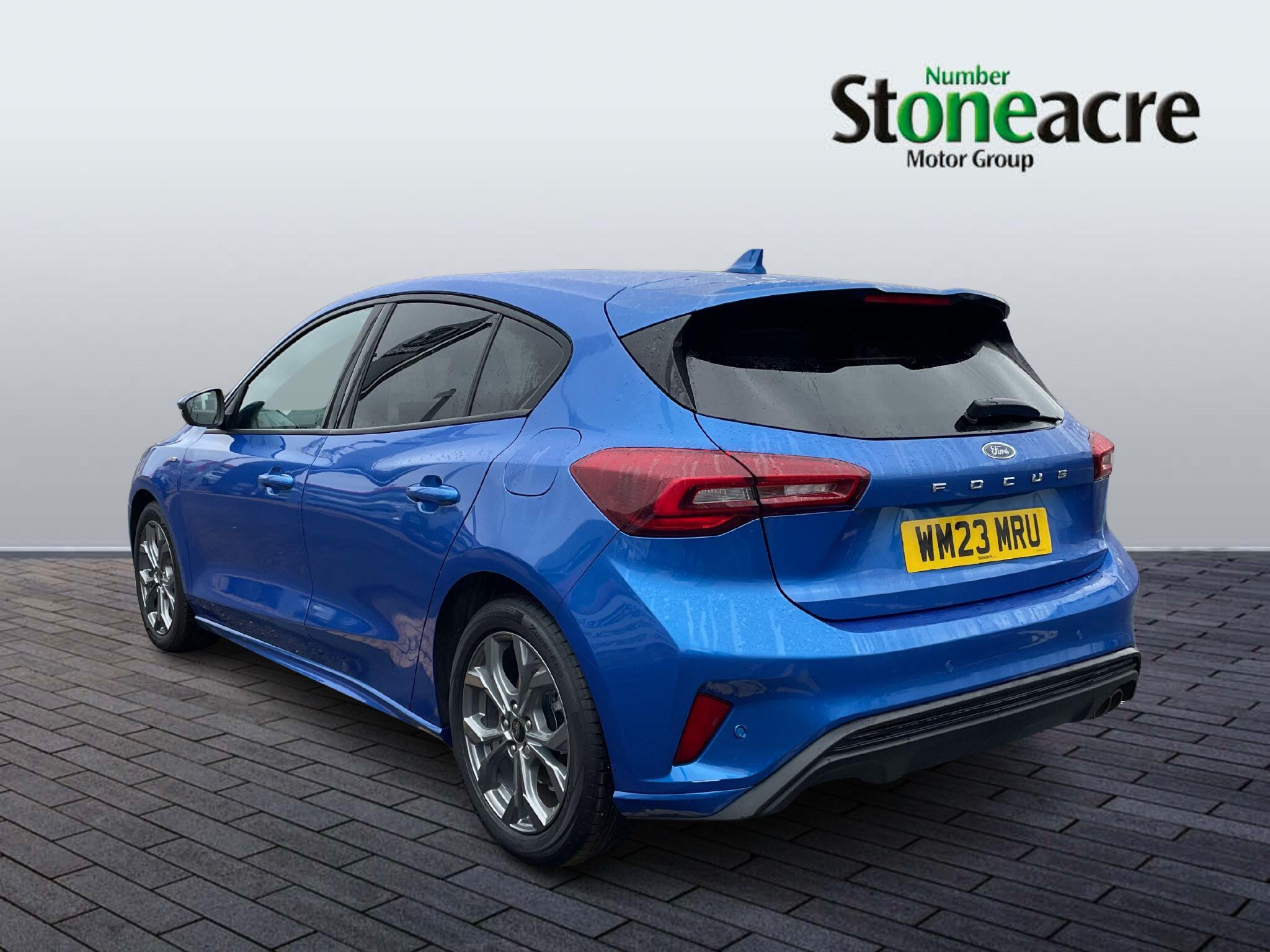 Ford Focus 1.0 EcoBoost ST-Line Style 5dr WM23MRU Image 3