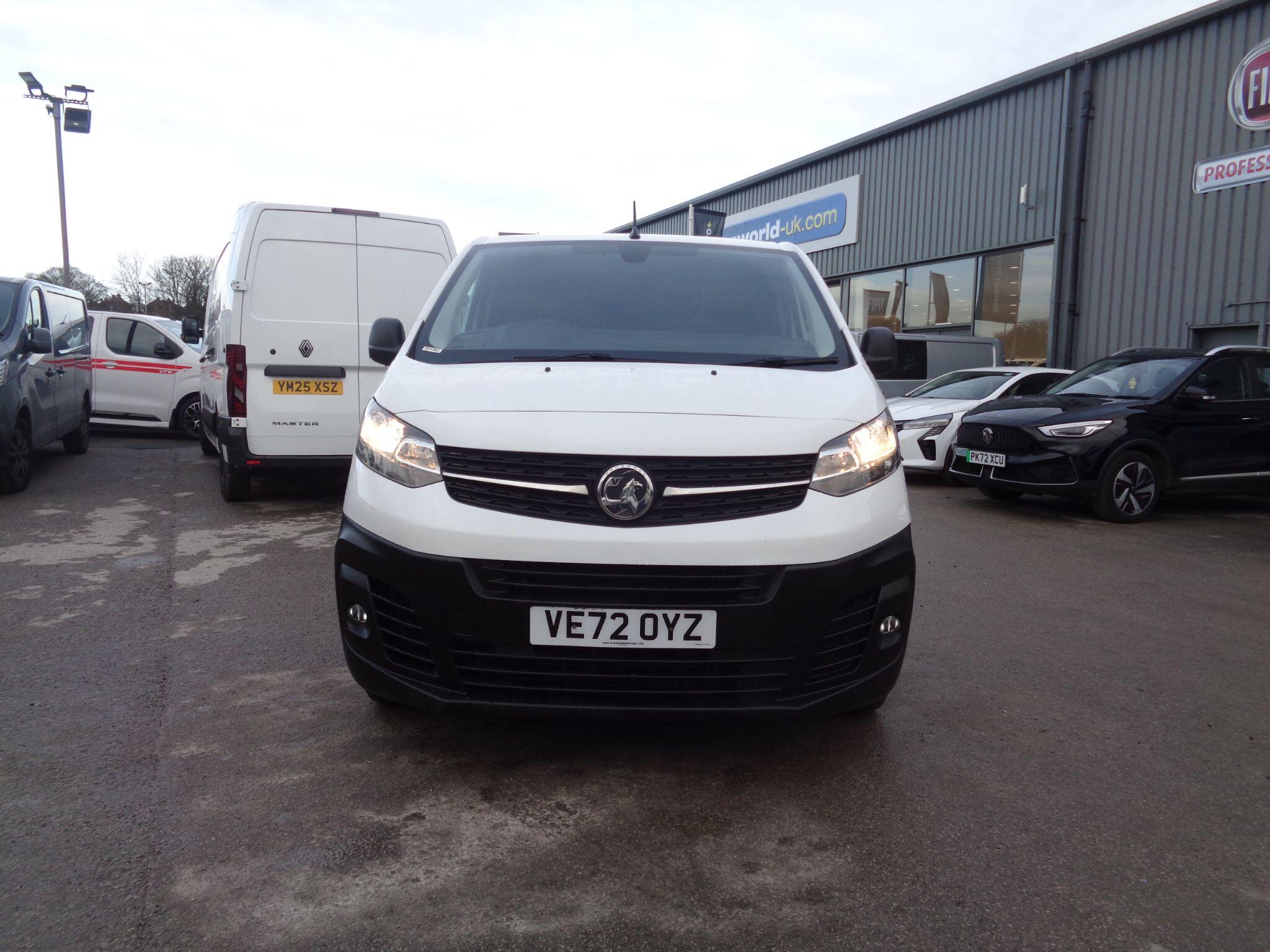 Vauxhall Vivaro 1.5 Turbo D 2900 Dynamic L1 H1 Euro 6 (s/s) 6dr VE72OYZ Image 2