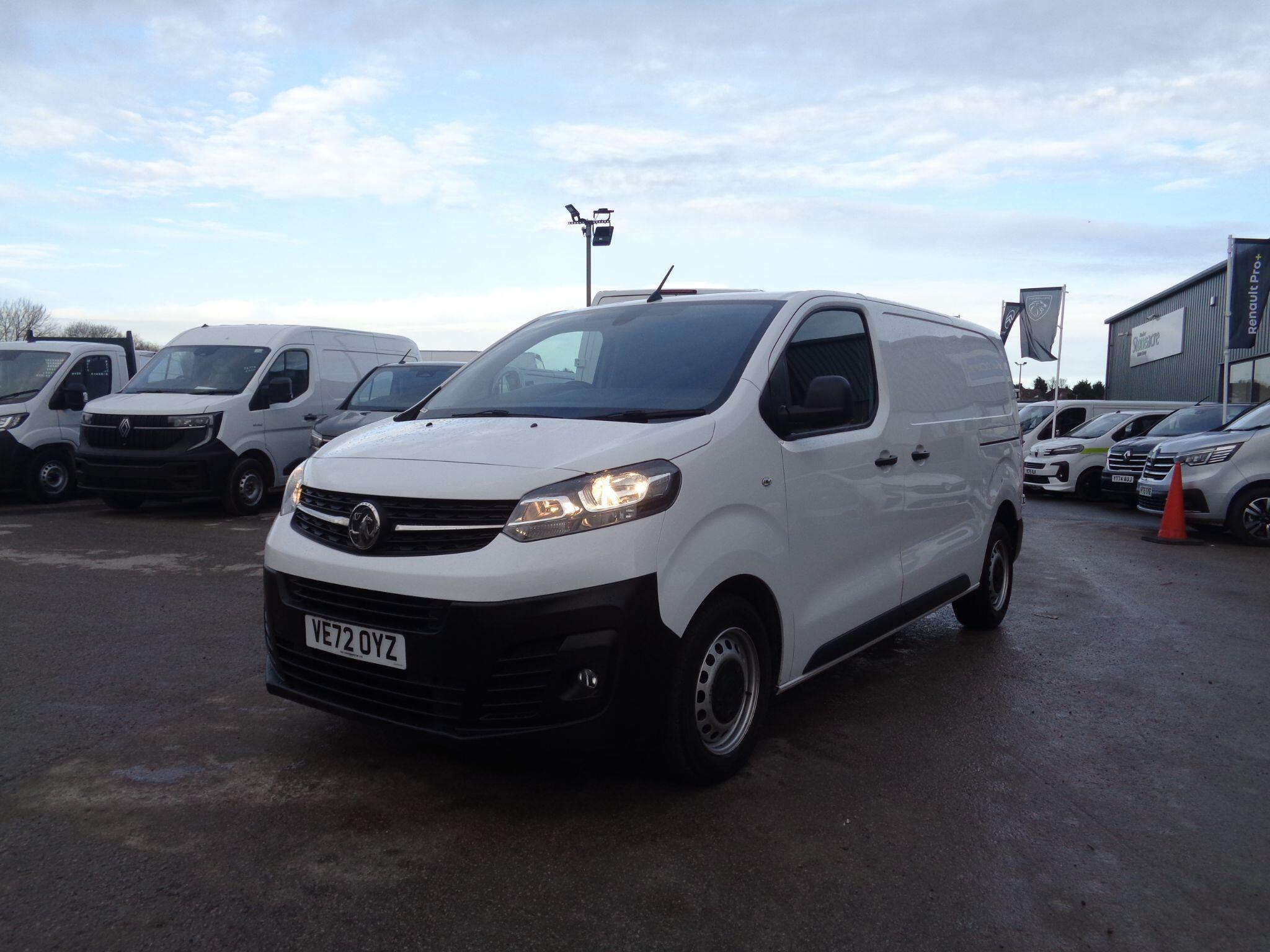 Vauxhall Vivaro 1.5 Turbo D 2900 Dynamic L1 H1 Euro 6 (s/s) 6dr VE72OYZ Image 3