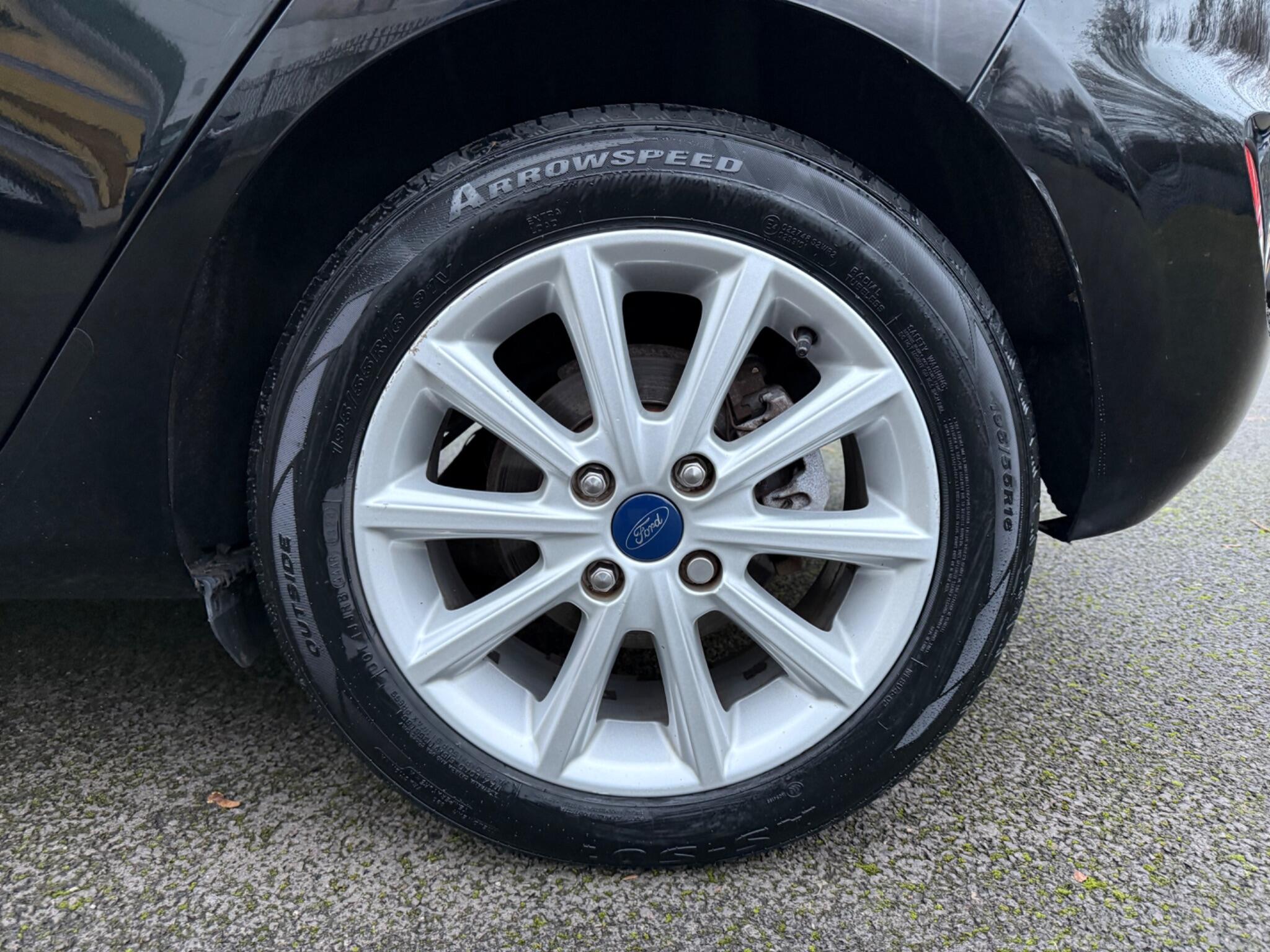 Ford Fiesta 1.5 TDCi Titanium Euro 6 (s/s) 5dr CE18AXY Image 3