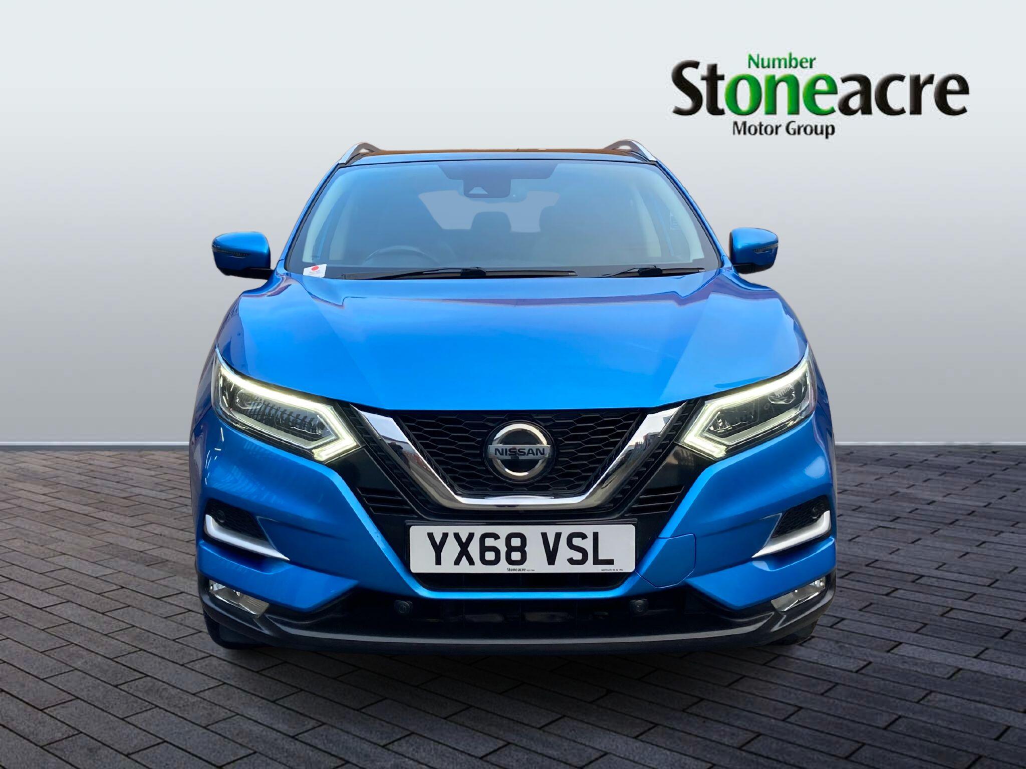 Nissan Qashqai 1.5 dCi Tekna SUV 5dr Diesel Manual Euro 6 (s/s) (110 ps) YX68VSL Image 1