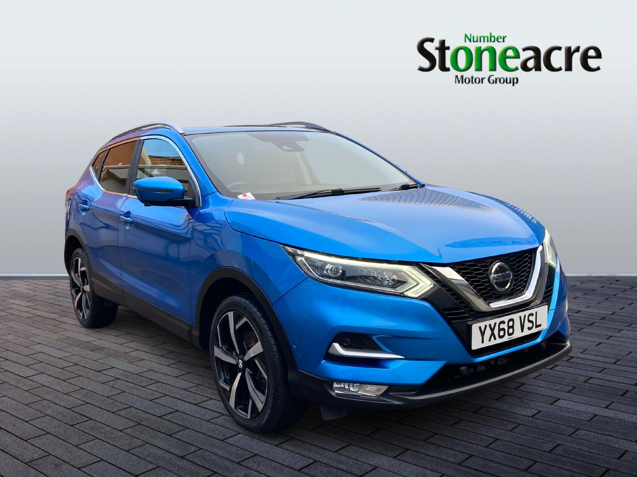 Nissan Qashqai 1.5 dCi Tekna SUV 5dr Diesel Manual Euro 6 (s/s) (110 ps) YX68VSL Image 2