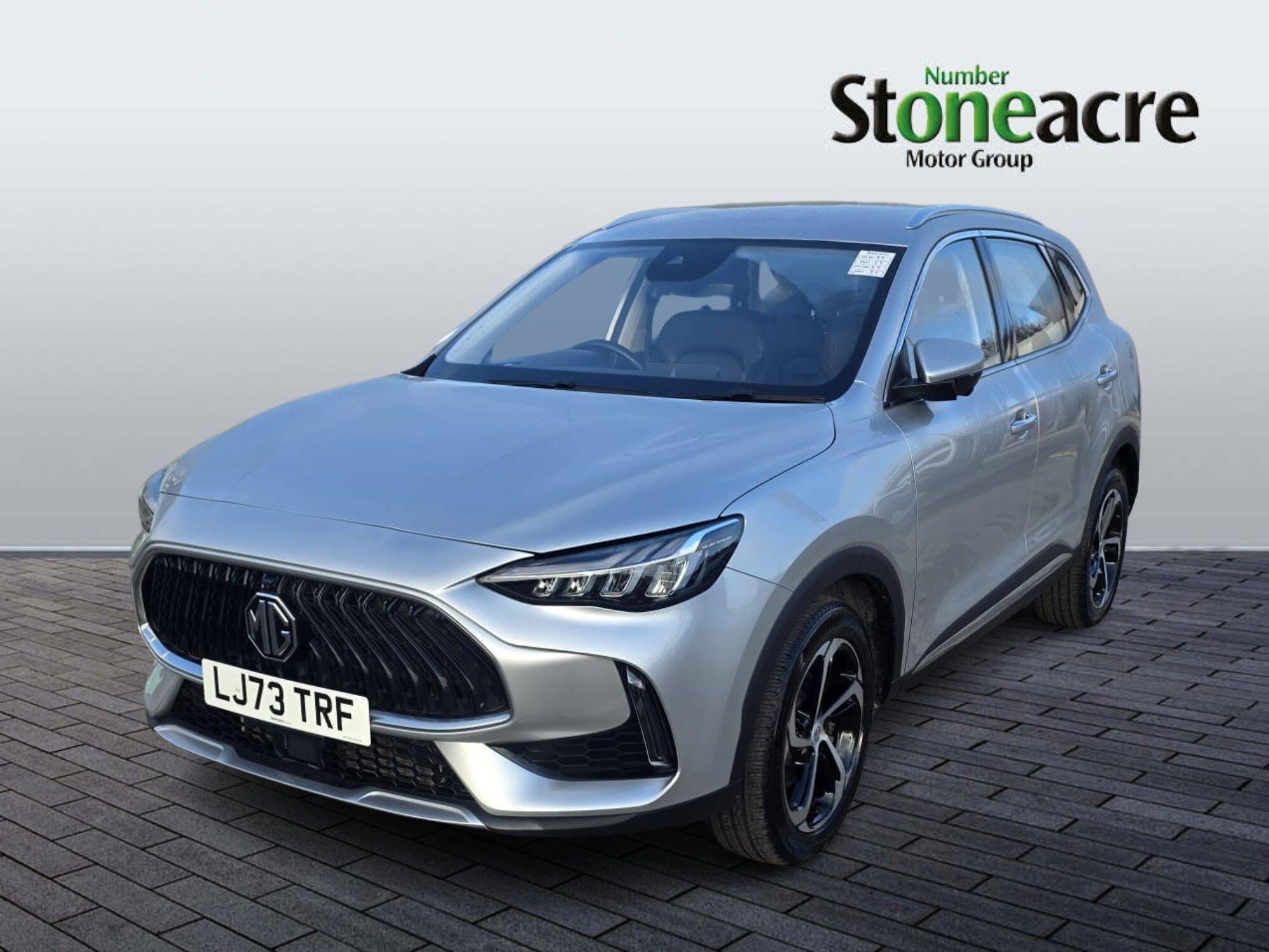 MG HS Plug-In Hybrid Image 3