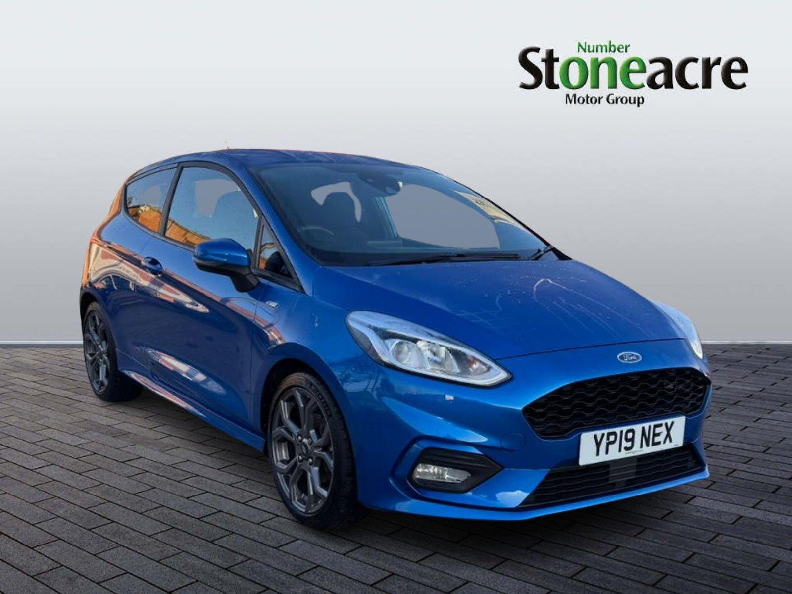 Ford Fiesta 1.0T EcoBoost ST-Line Euro 6 (s/s) 3dr YP19NEX Image 1