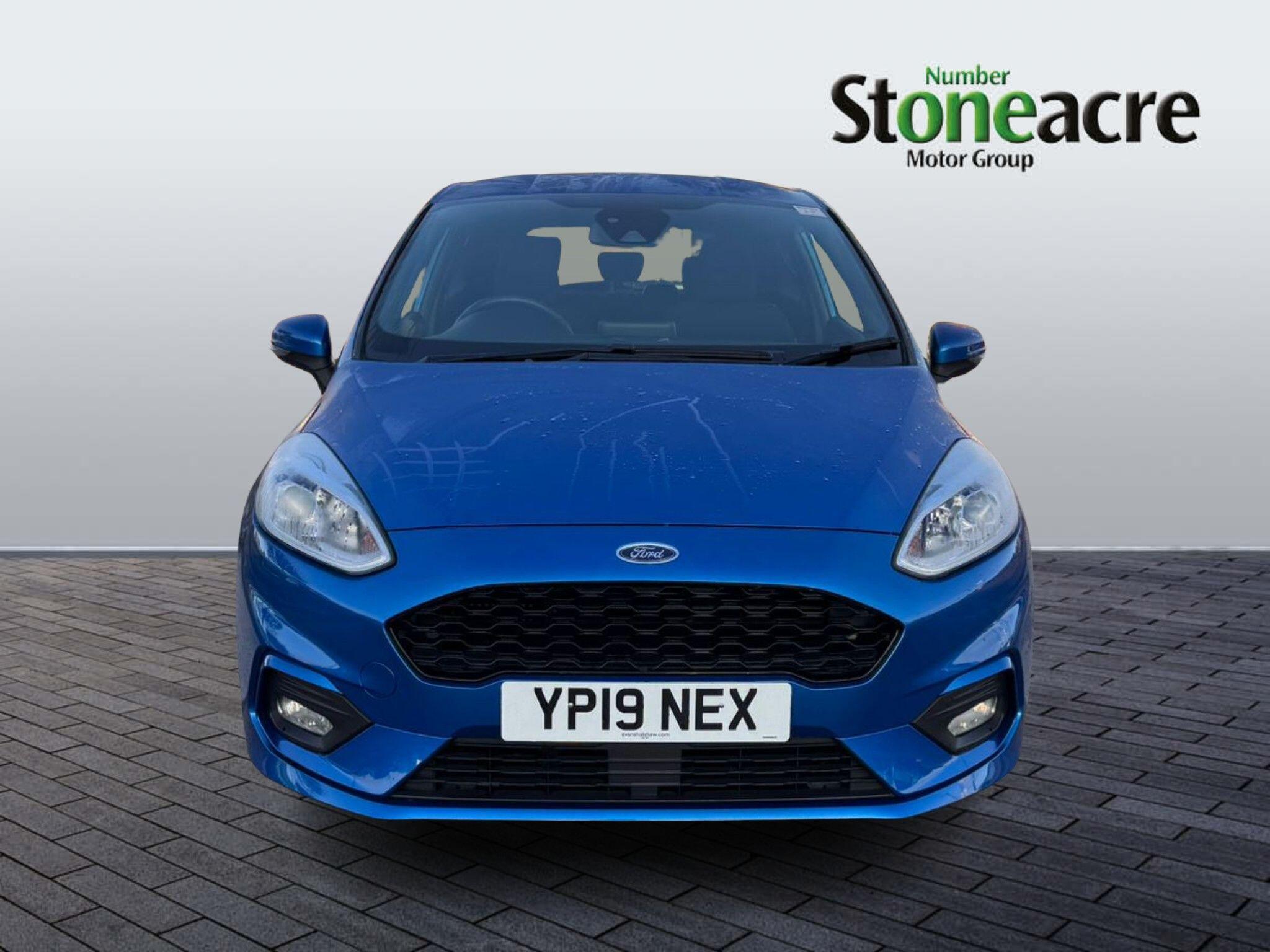 Ford Fiesta 1.0T EcoBoost ST-Line Euro 6 (s/s) 3dr YP19NEX Image 2
