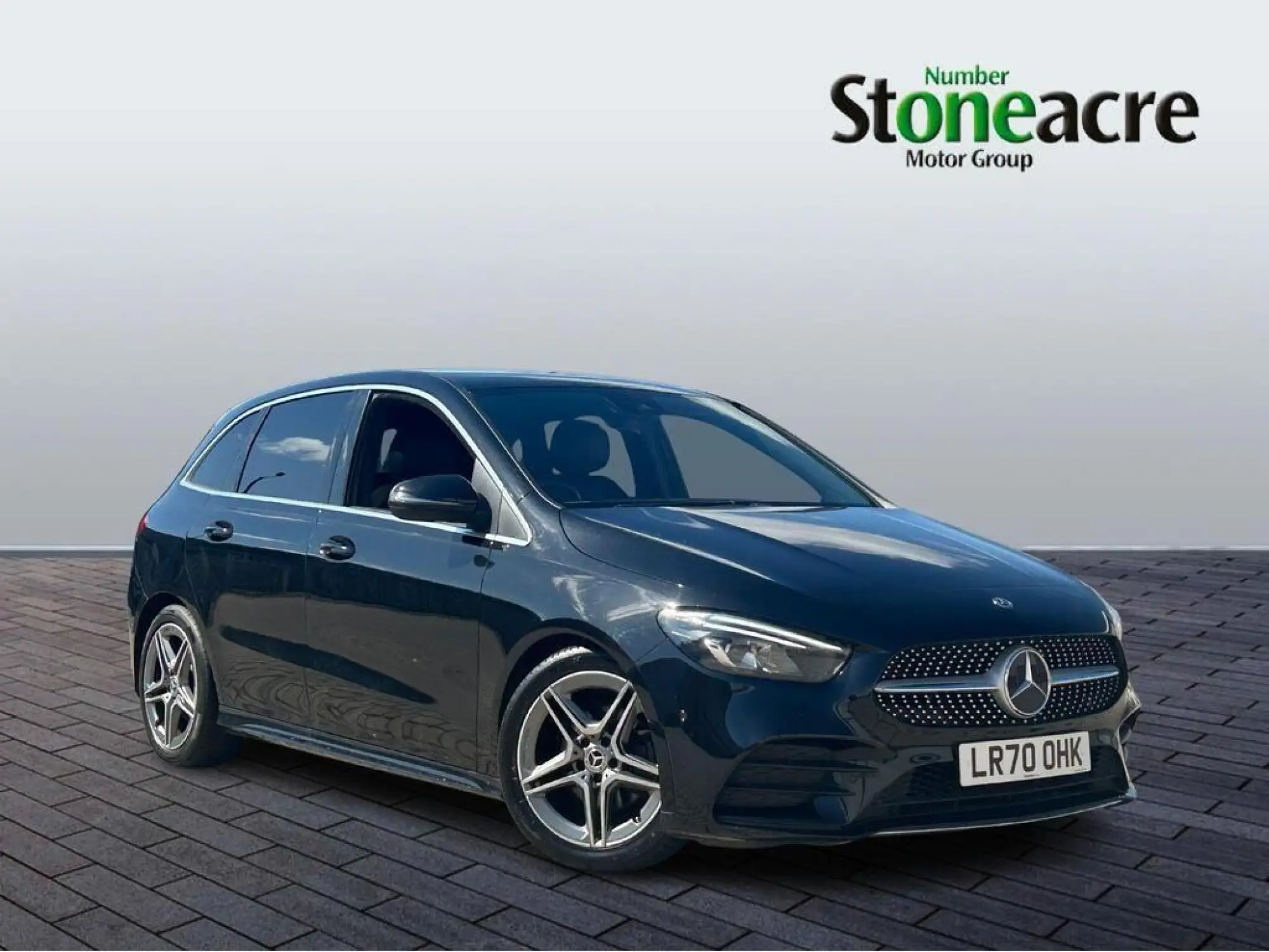 Mercedes-Benz B-Class 1.3 B200 AMG Line (Executive) MPV 5dr Petrol 7G-DCT Euro 6 (s/s) (163 ps) LR70OHK Image 1