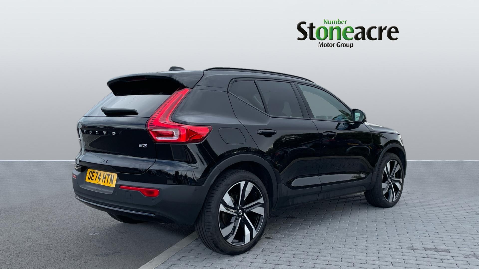 Volvo XC40 Image 2