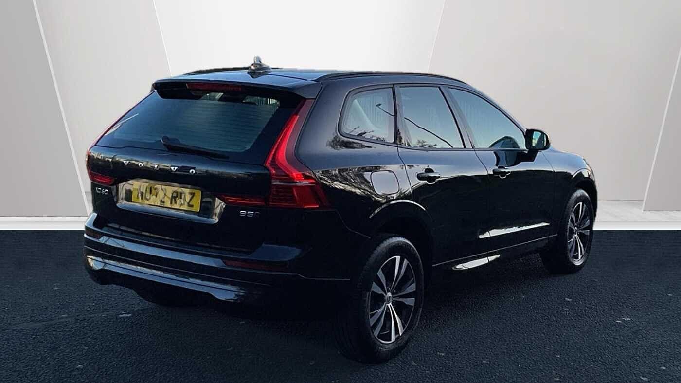 Volvo XC60 Core B5 AWD Mild Hybrid Petrol NU72RBZ Image 2