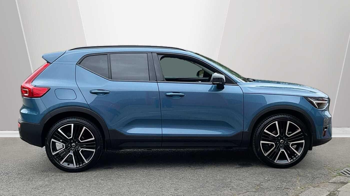 Volvo XC40 Image 3