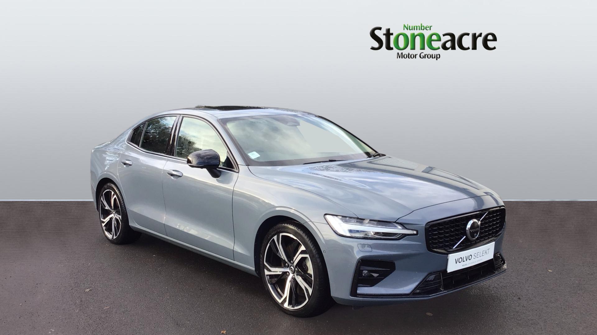 Volvo S60 2.0 B5 MHEV Ultimate Auto AWD Euro 6 (s/s) 4dr YF73XNU Image 1