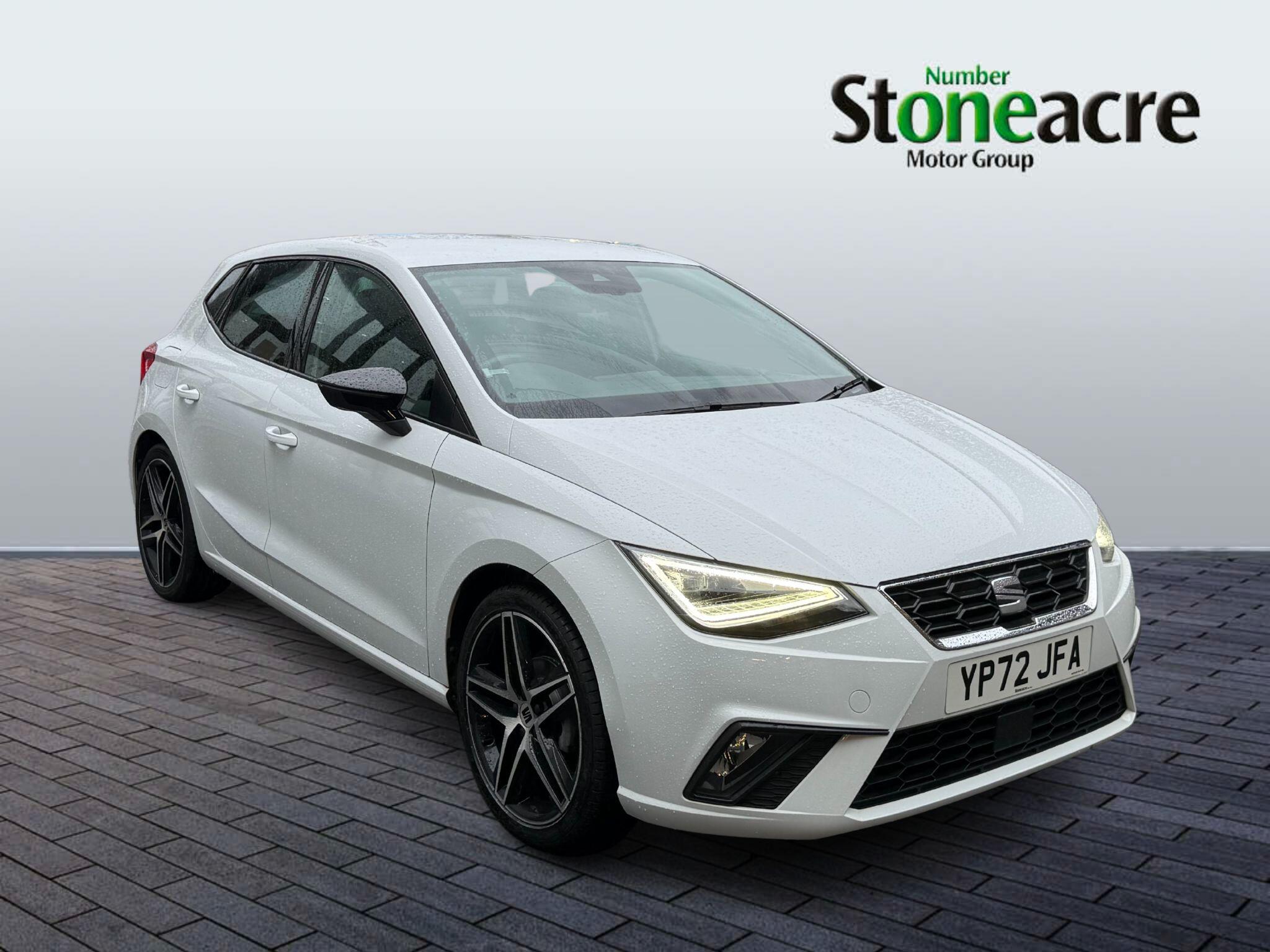 SEAT Ibiza 1.0 TSI FR Edition Euro 6 (s/s) 5dr YP72JFA Image 1