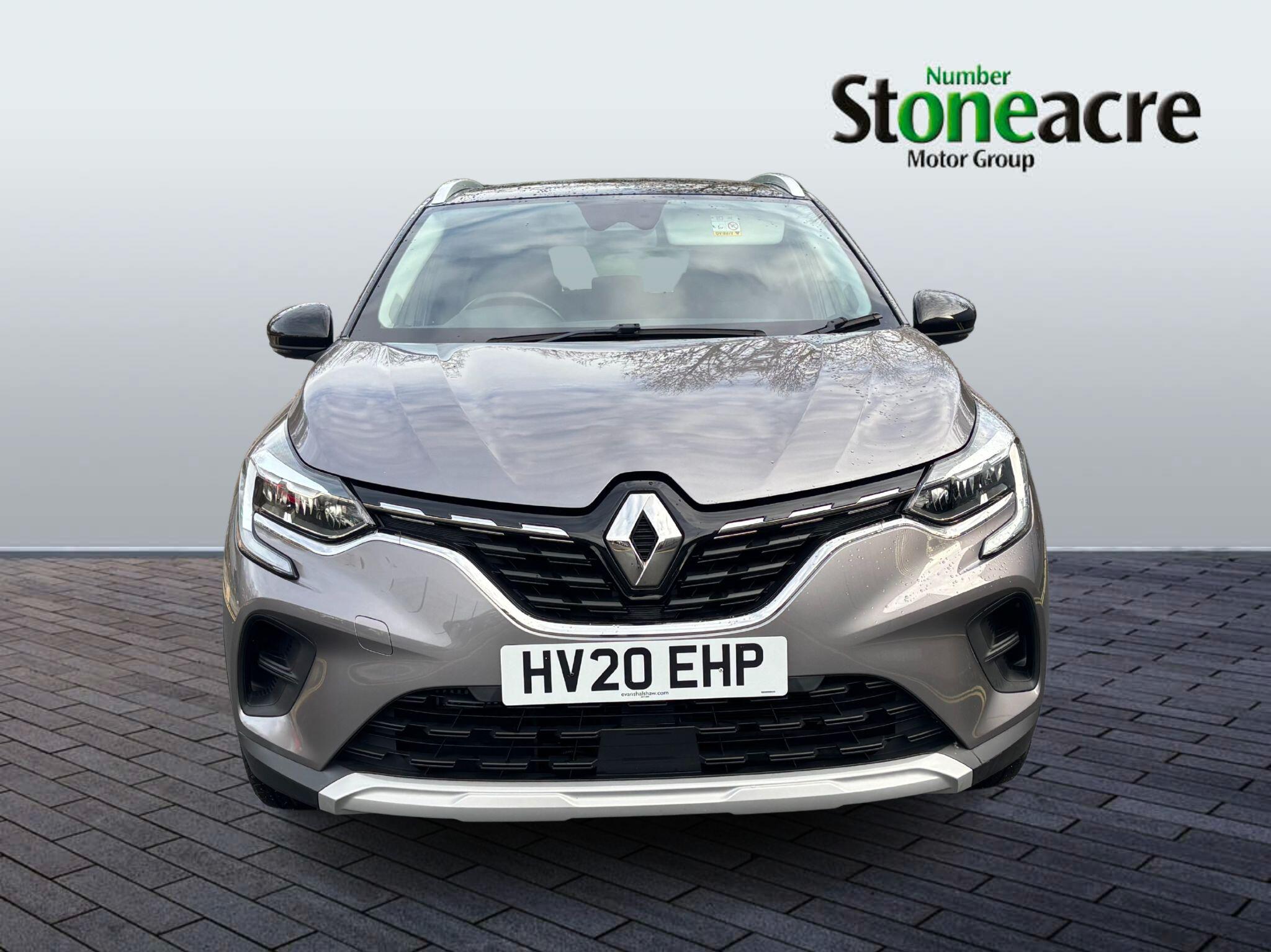 Renault Captur Iconic TCe 100 HV20EHP Image 2
