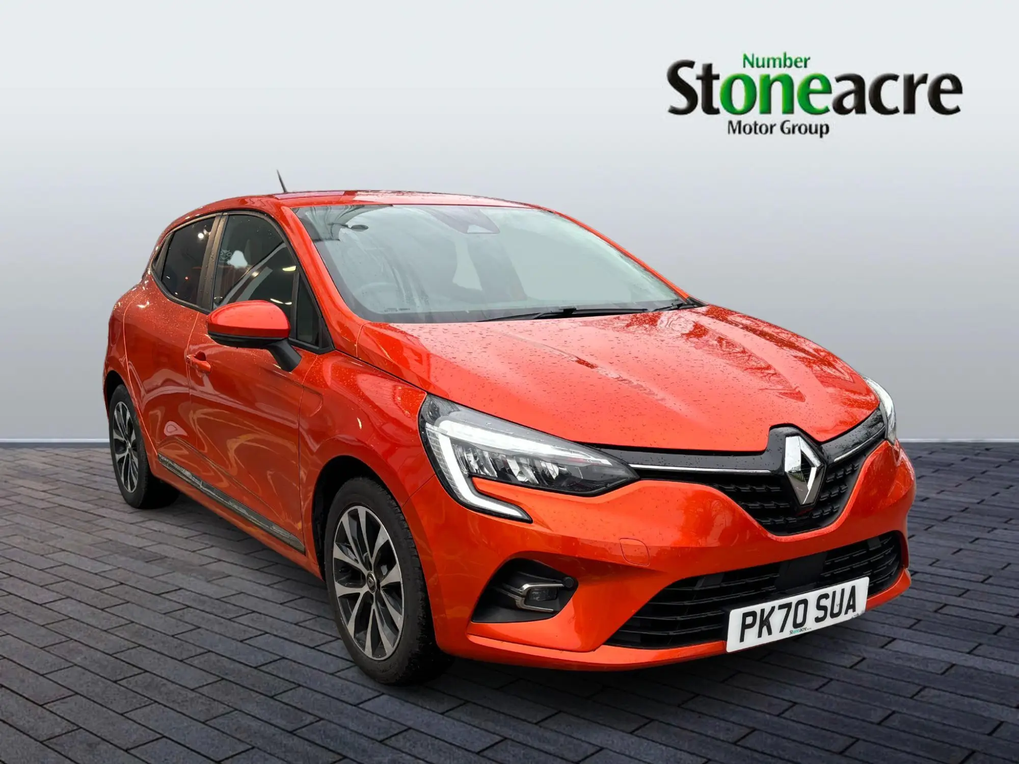 Renault Clio 1.0 TCe 100 Iconic 5dr Auto PK70SUA Image 1