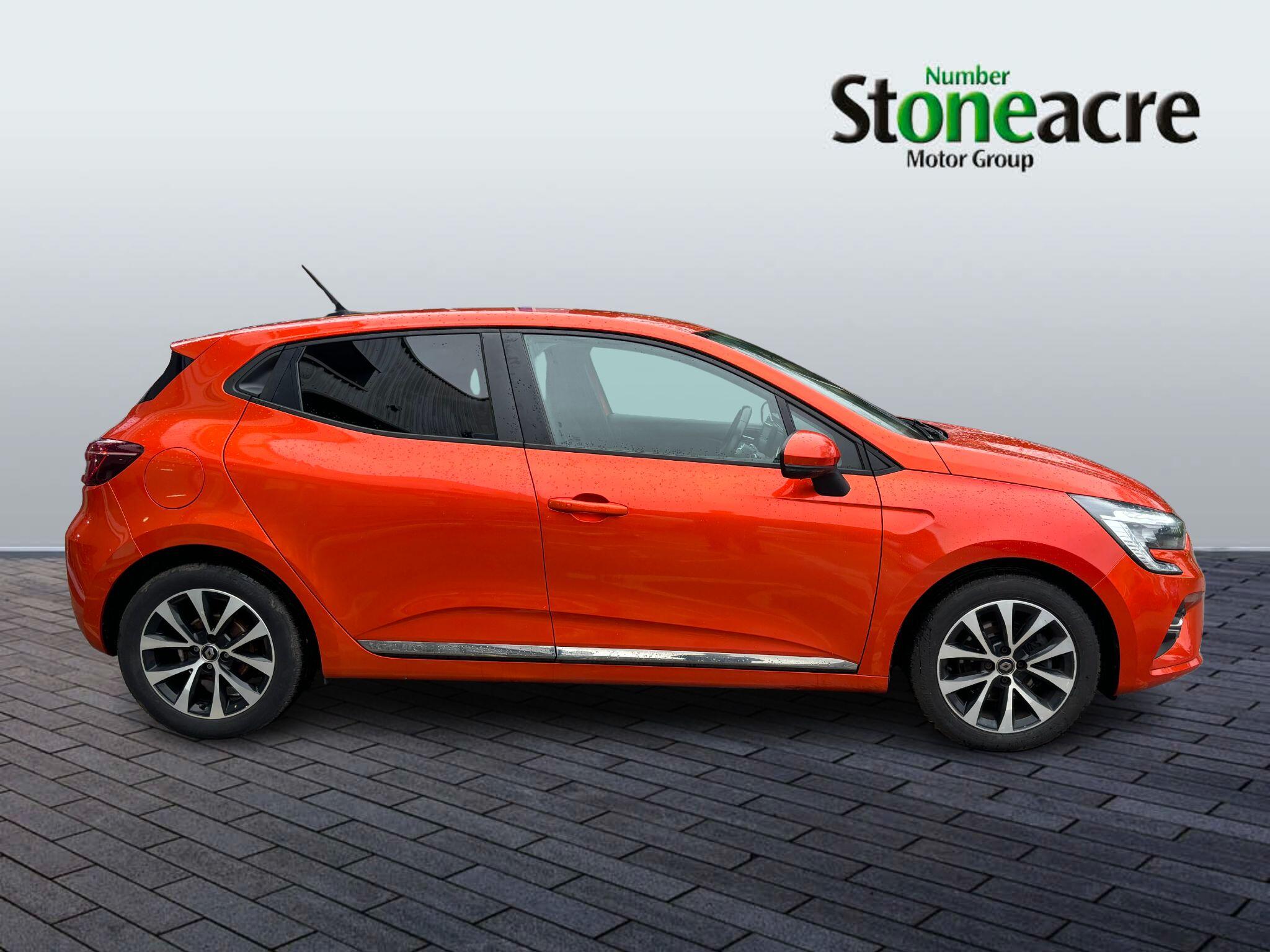 Renault Clio 1.0 TCe 100 Iconic 5dr Auto PK70SUA Image 2