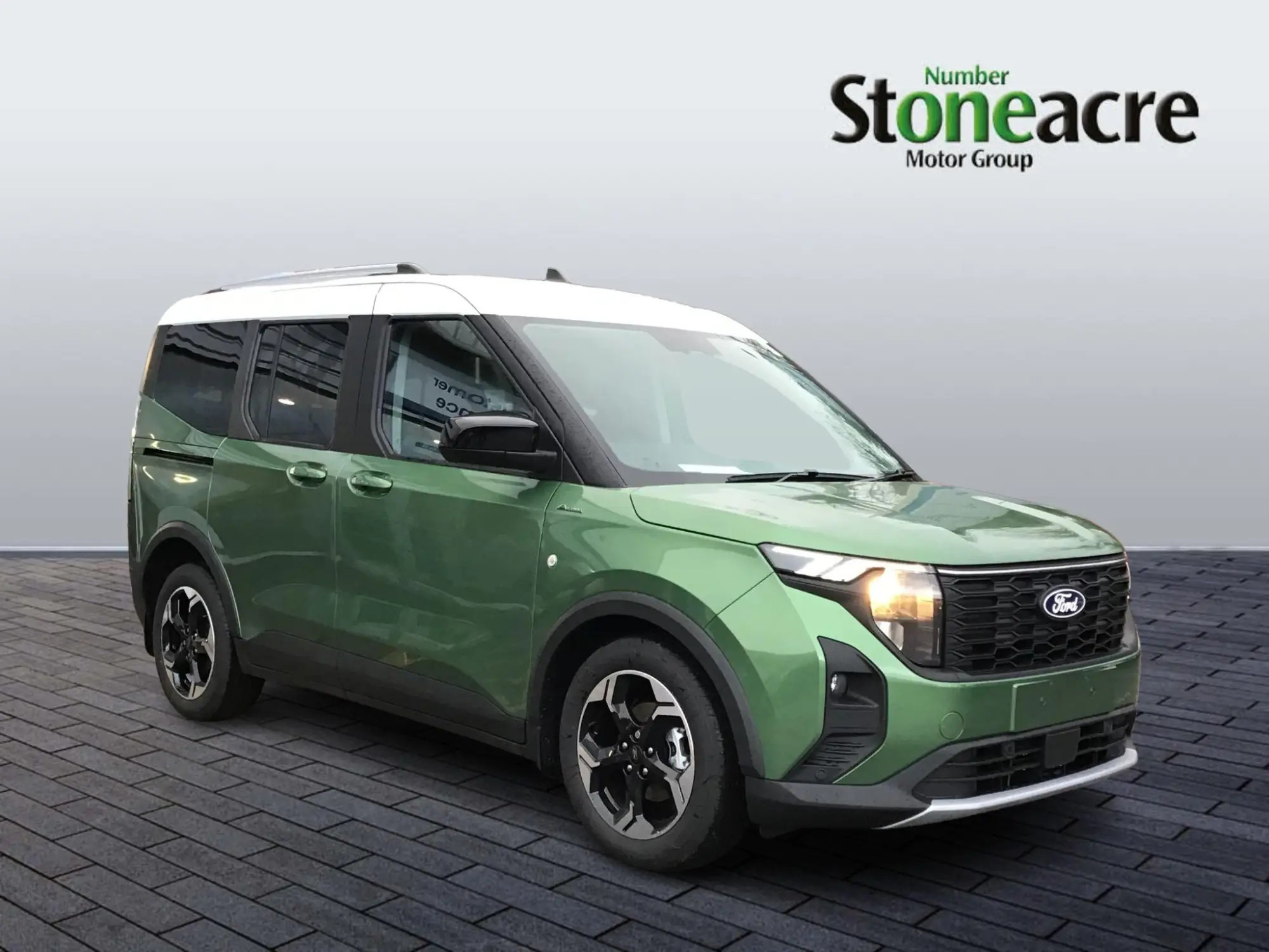 Ford Tourneo Courier Image 1