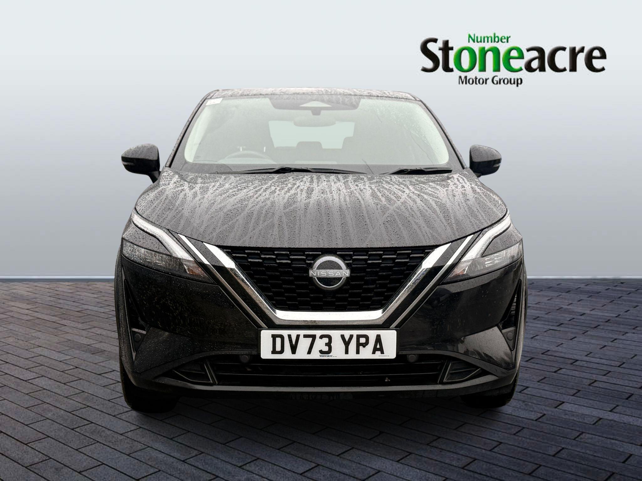 Nissan Qashqai 1.3 DIG-T MHEV Acenta Premium SUV 5dr Petrol XTRON Euro 6 (s/s) (158 ps) DV73YPA Image 2