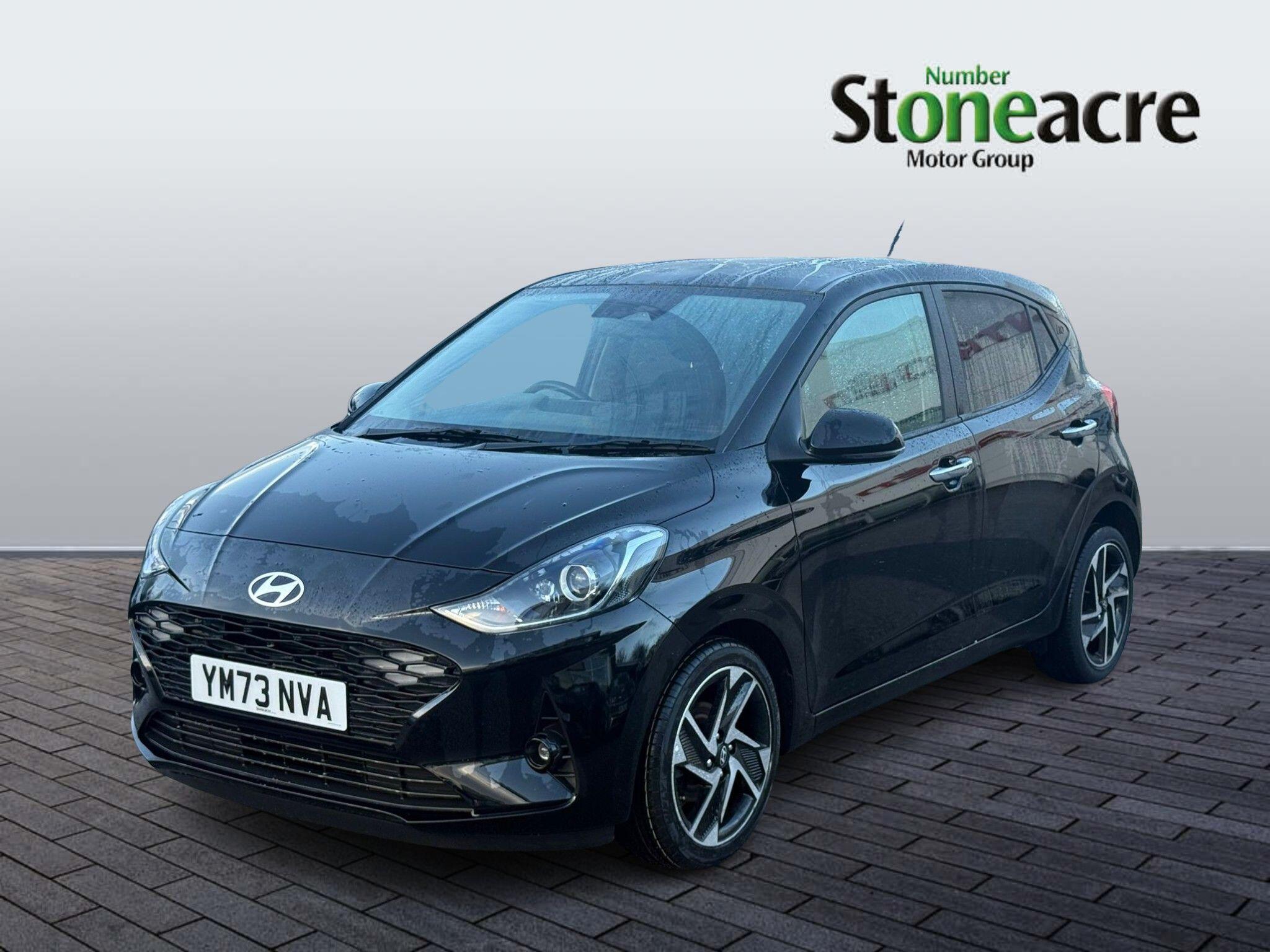 Hyundai i10 1.2 Premium Euro 6 (s/s) 5dr YM73NVA Image 3