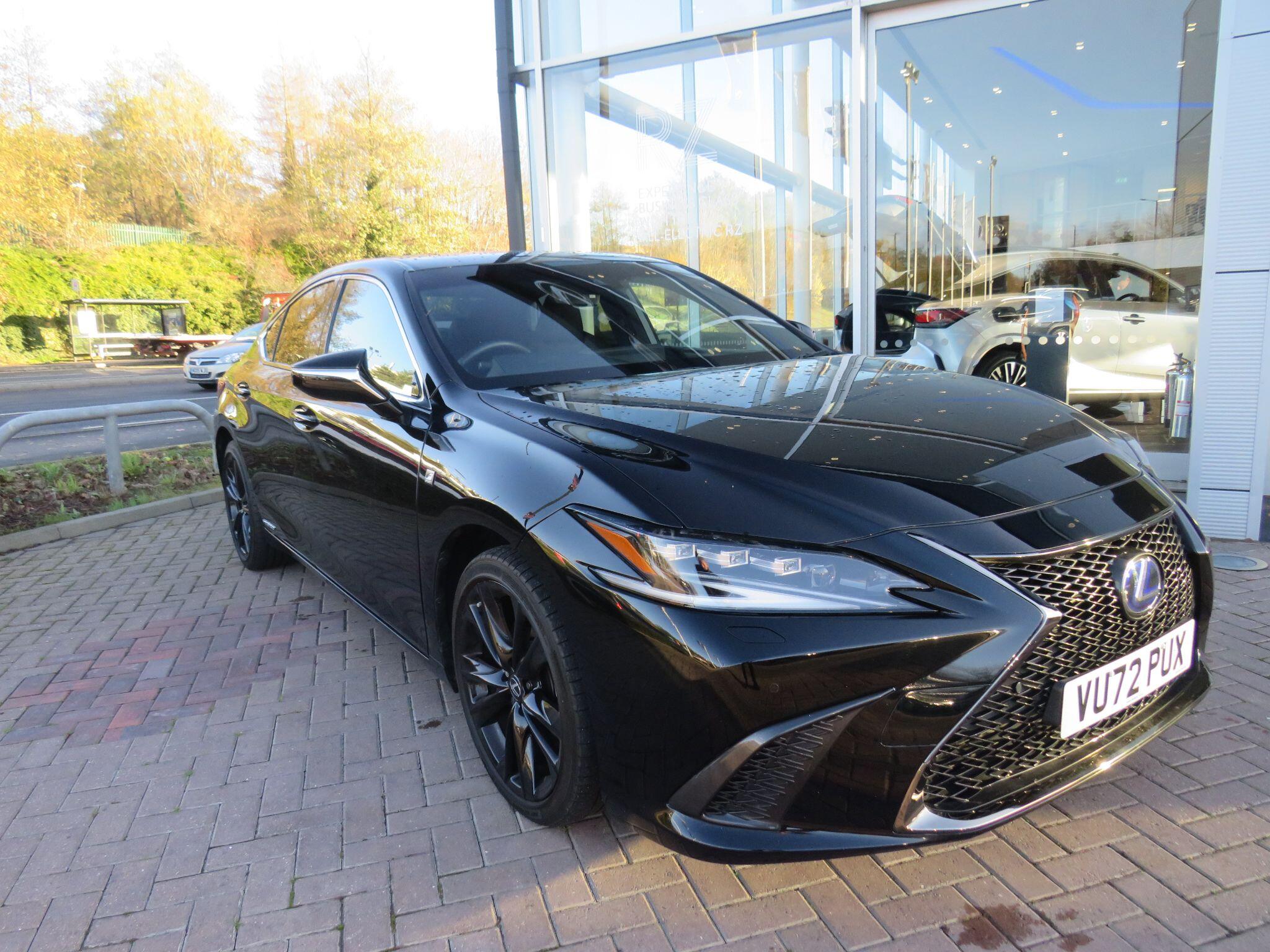 Lexus ES 300h 2.5 F-Sport 4dr CVT VU72PUX Image 2