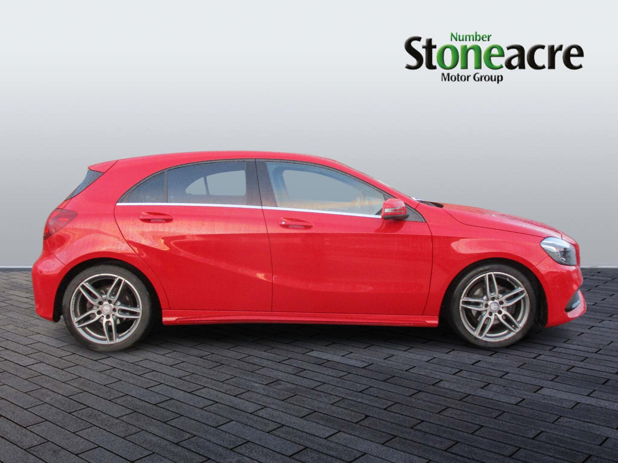 Mercedes-Benz A-Class 1.5 A180d AMG Line (Premium) Hatchback 5dr Diesel 7G-DCT Euro 6 (s/s) (109 ps) BW16EGC Image 2