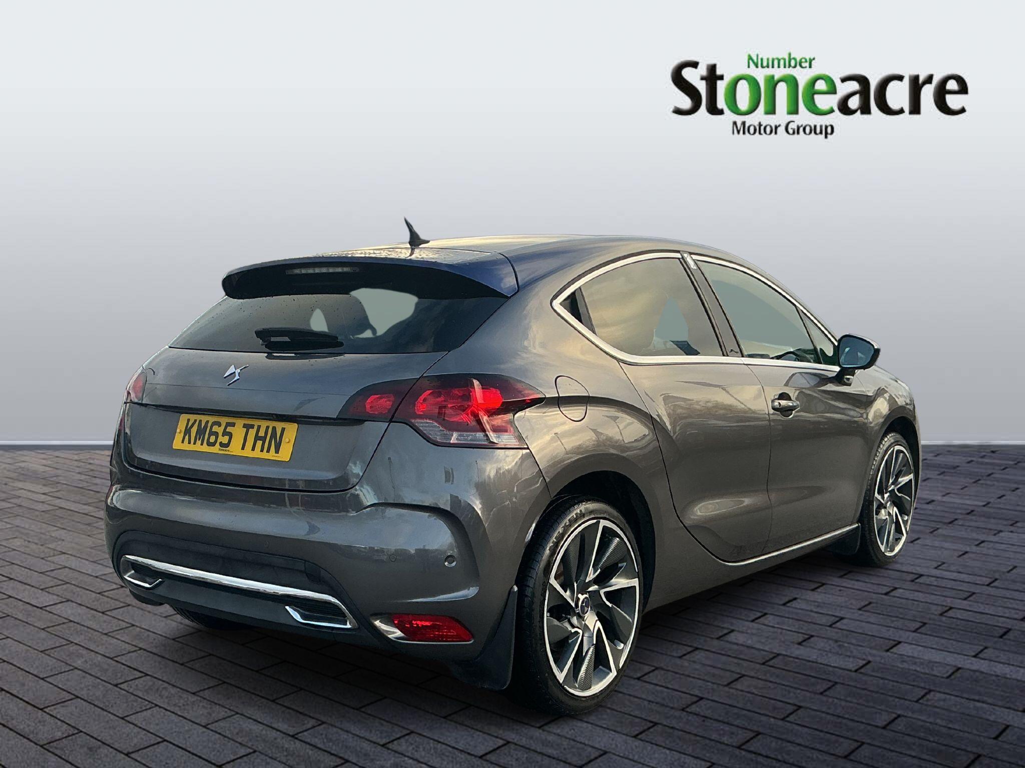 DS AUTOMOBILES DS 4 2.0 BlueHDi Prestige Euro 6 (s/s) 5dr KM65THN Image 3