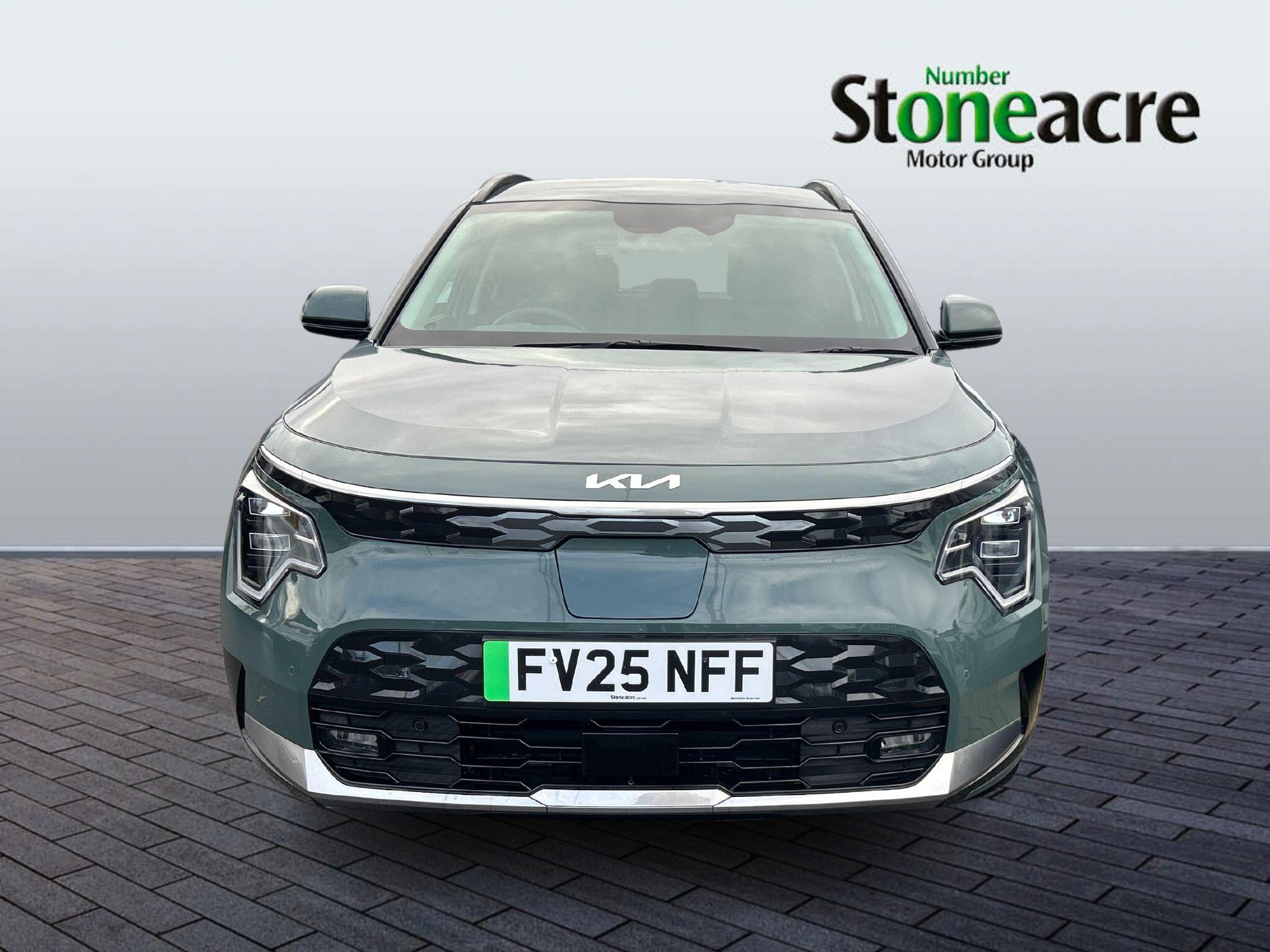 Kia Niro EV 64.8kWh 3 Auto 5dr FV25NFF Image 2