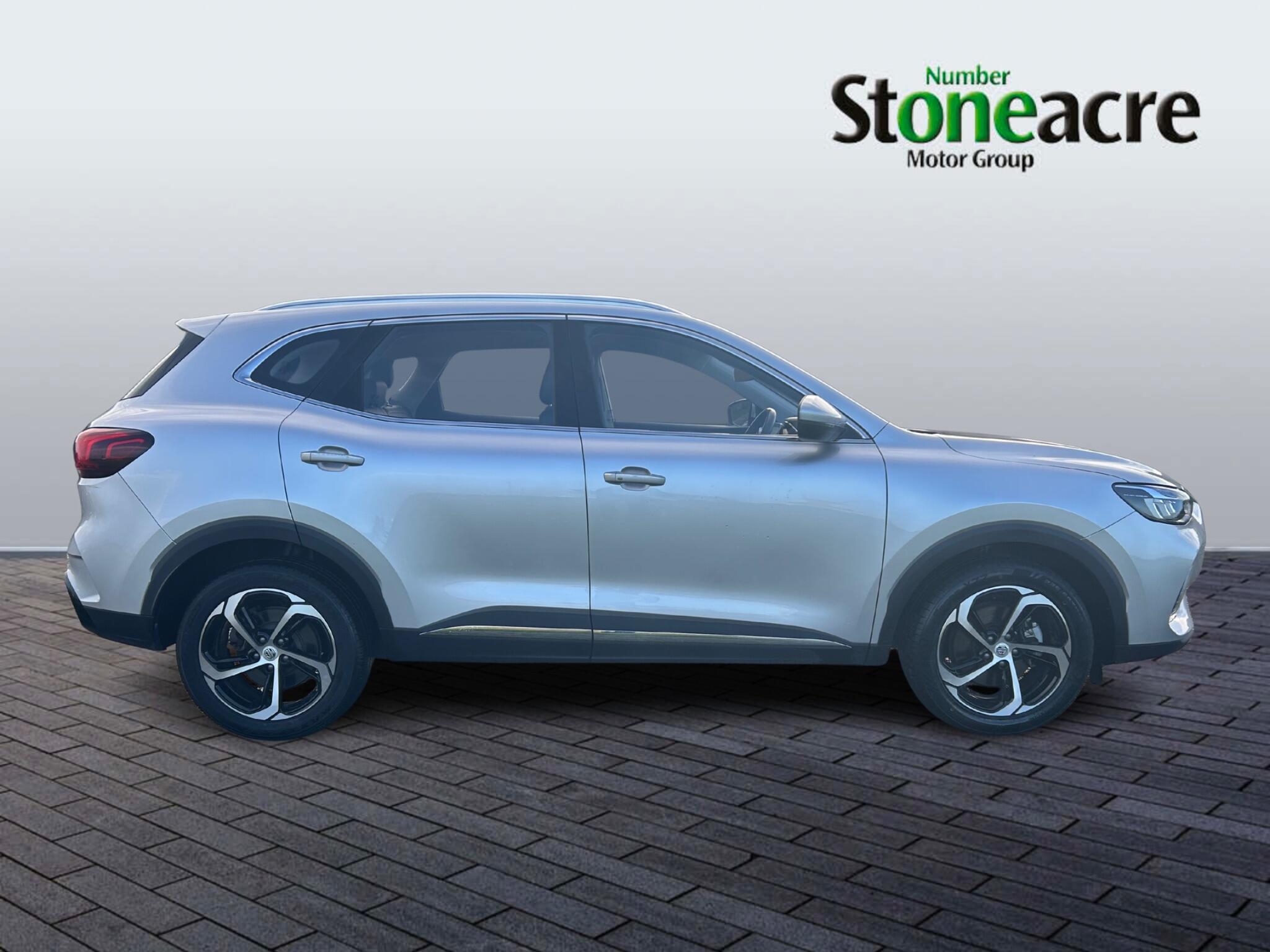 MG HS 1.5 T-GDI SE DCT Euro 6 (s/s) 5dr LG73MVT Image 2