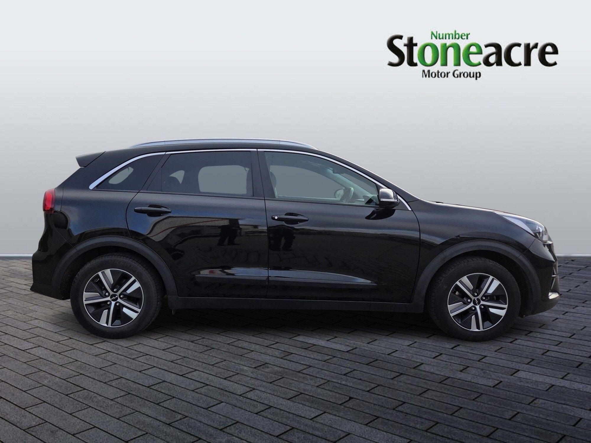 Kia Niro 1.6 GDi 2 DCT Euro 6 (s/s) 5dr DV22XWJ Image 2